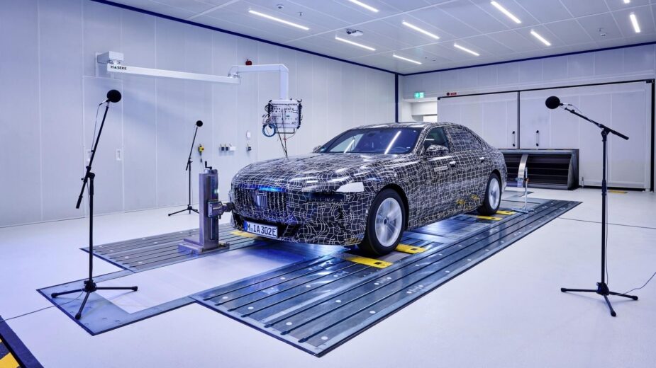 BMW i7