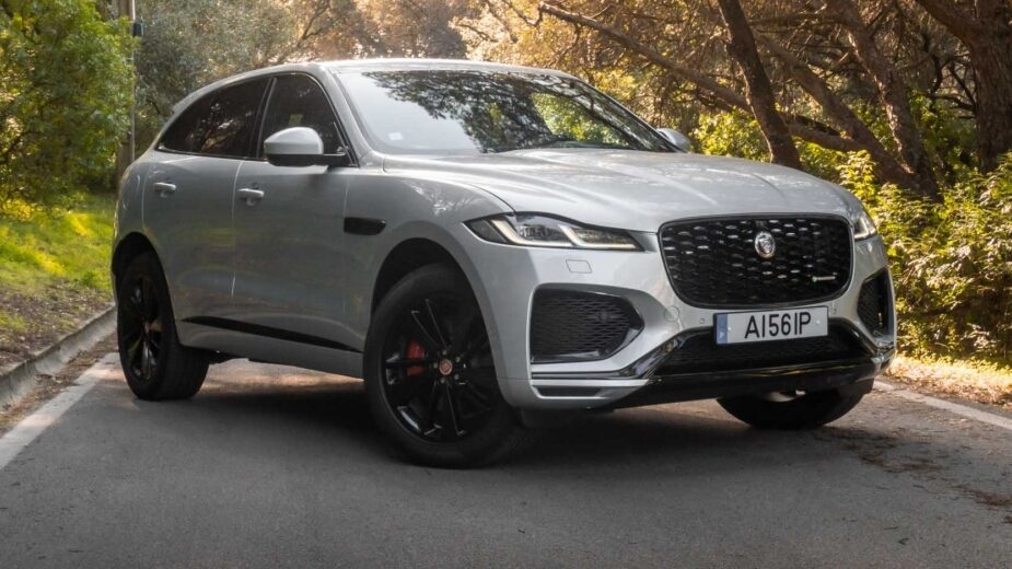 Jaguar F-Pace P400e