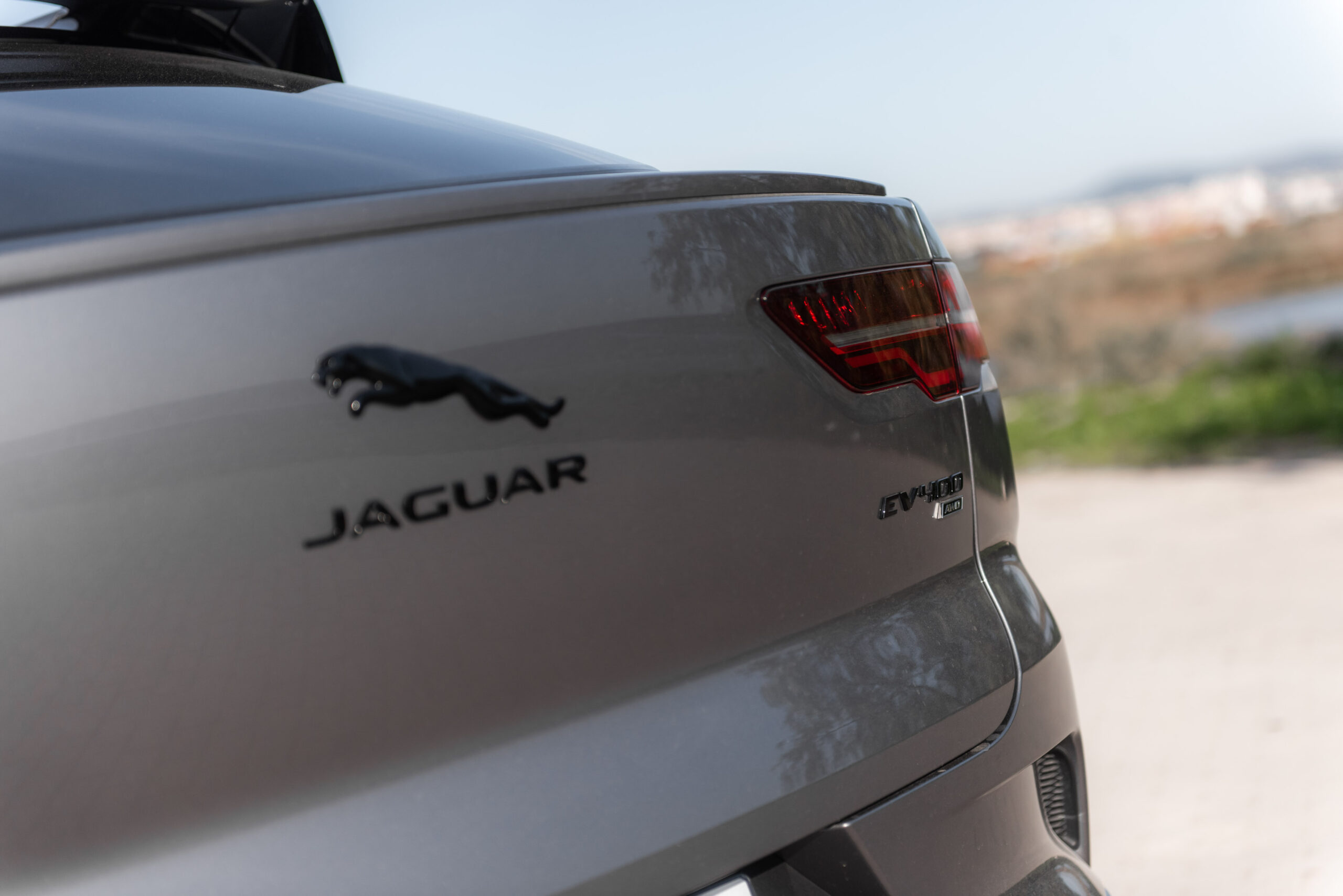 Jaguar I-Pace logo