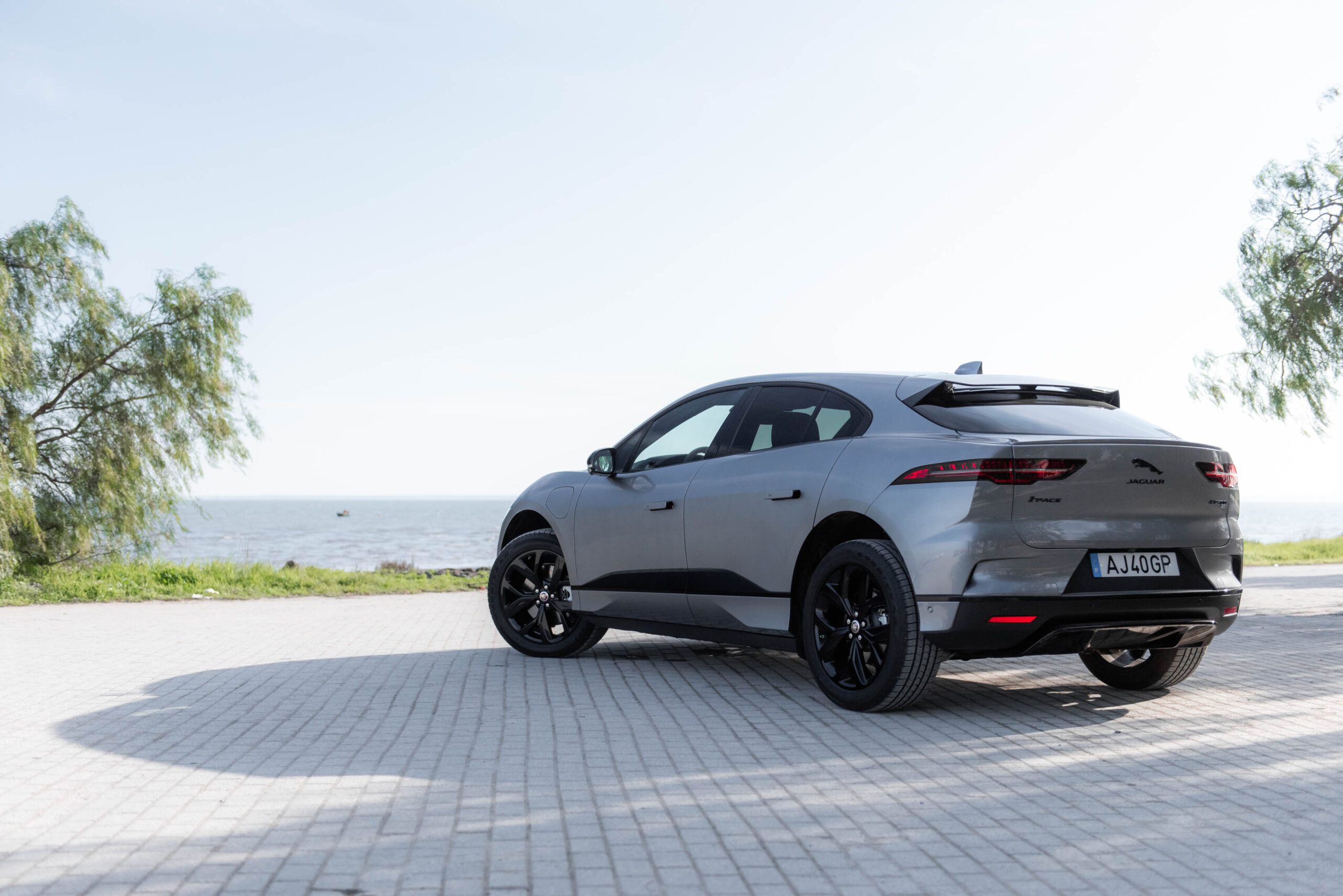 Jaguar I-Pace perfil