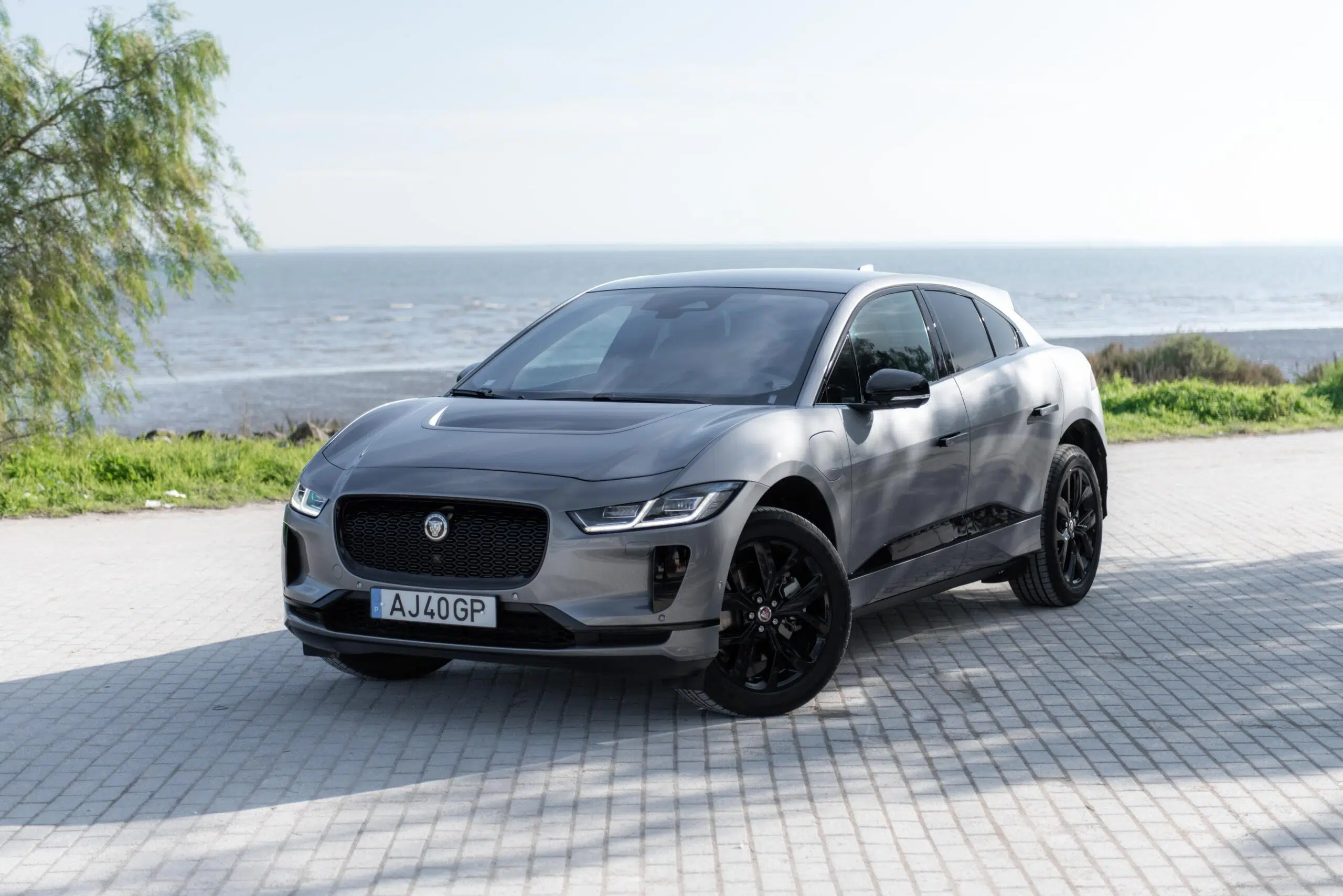 Jaguar I-Pace frente