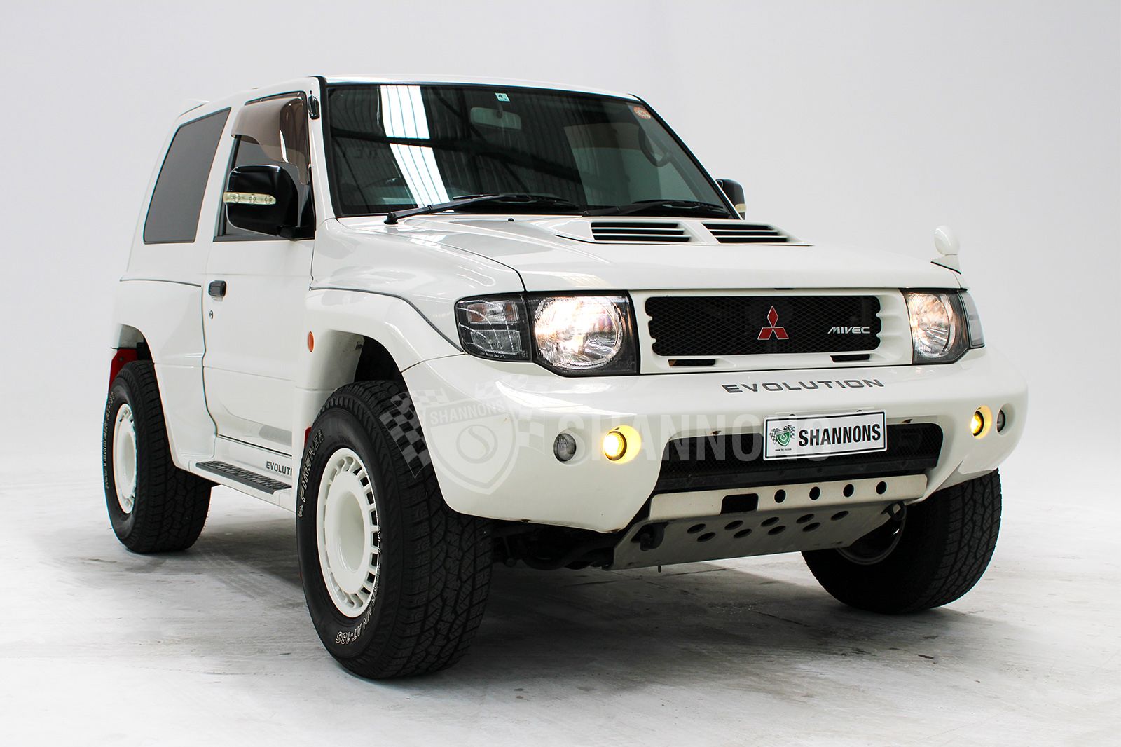 Mitsubishi Pajero Evolution