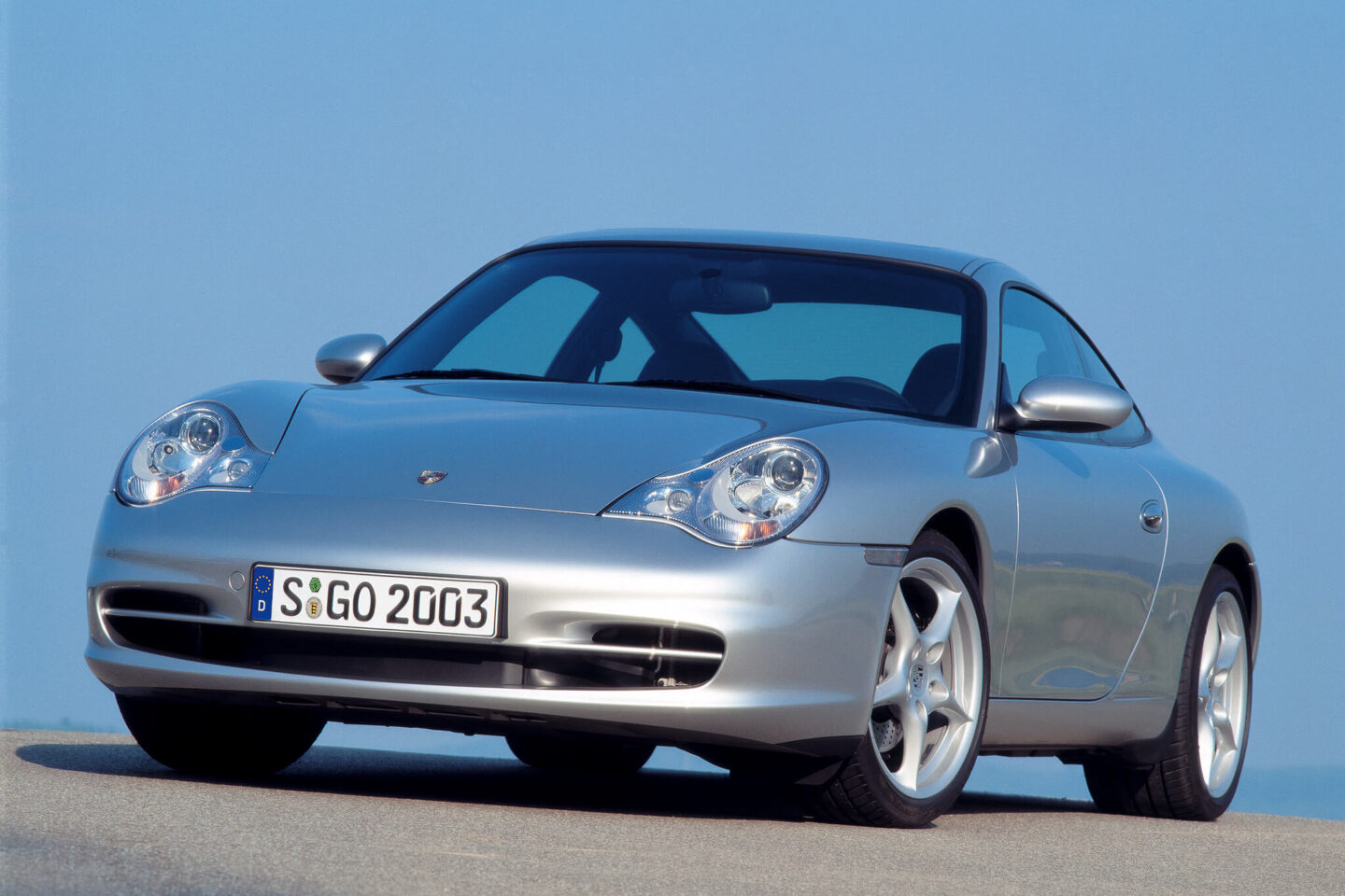 Porsche 911 Carrera (996).2)