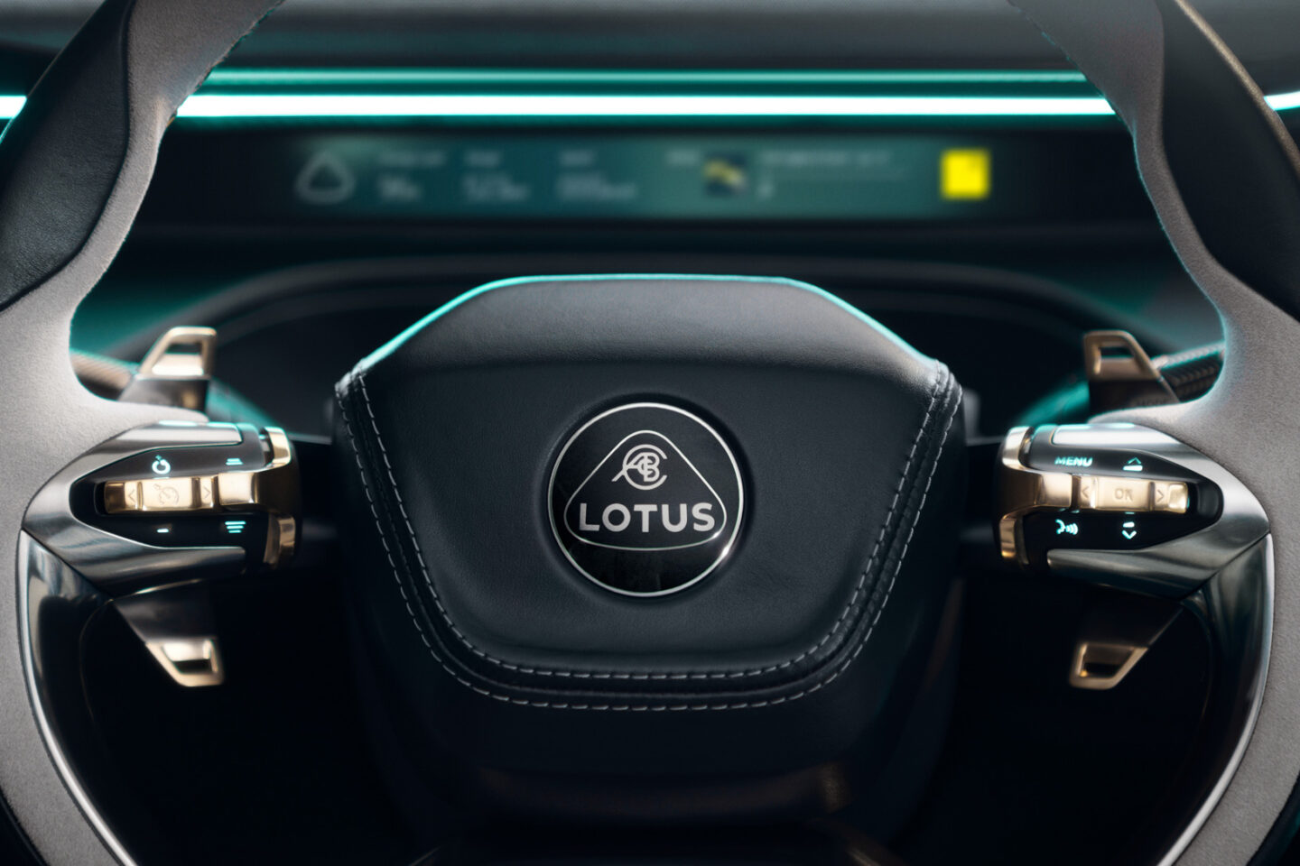 lotus Eletre volante