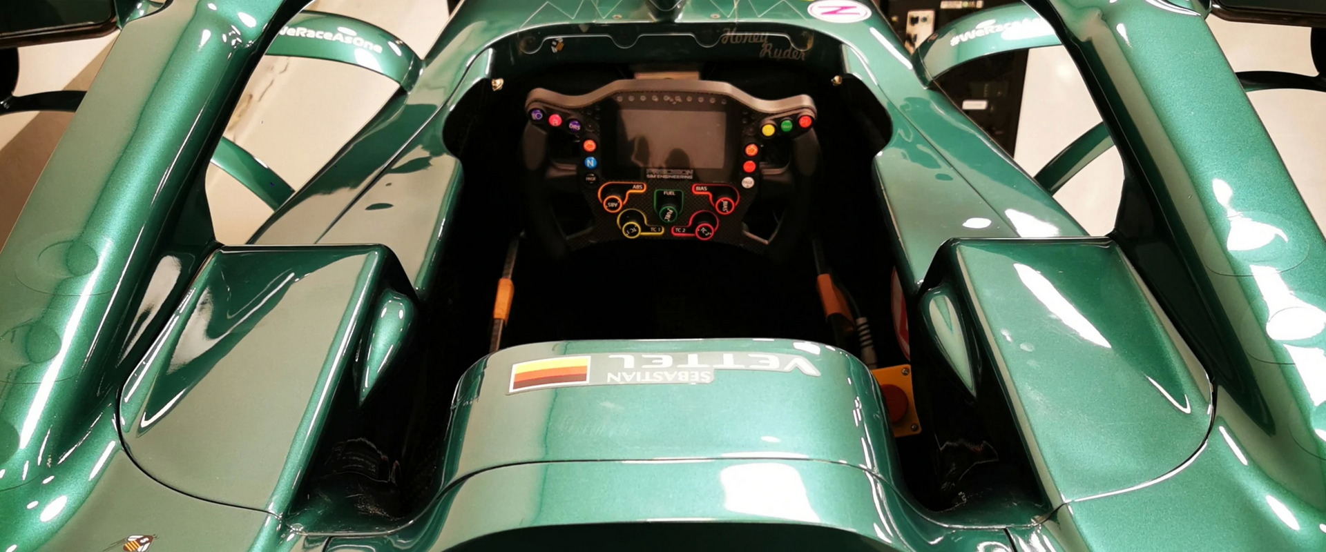 Aston Martin Vettel Simulador