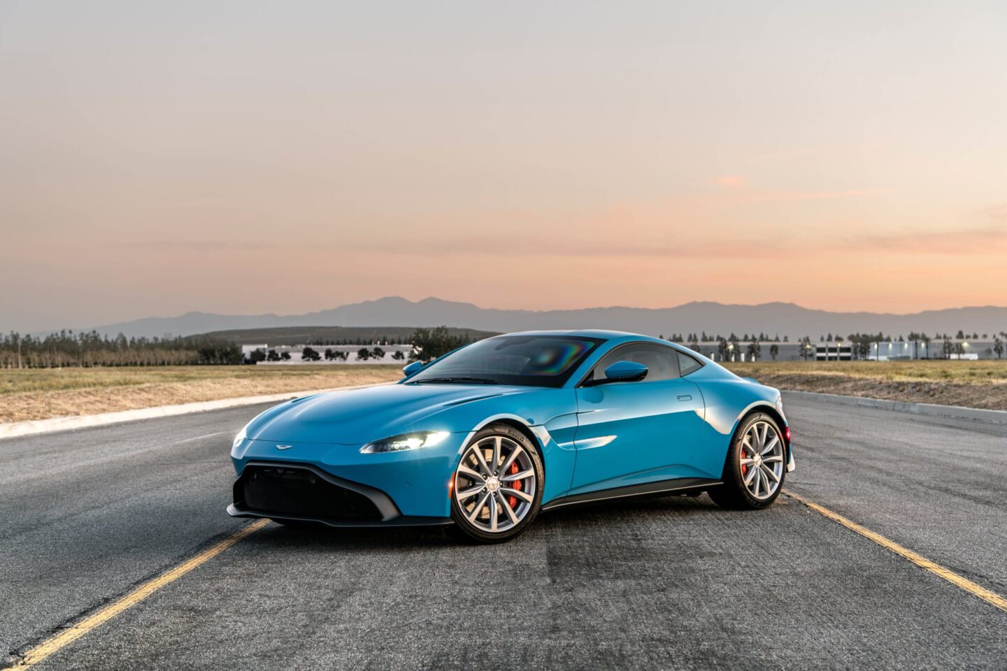 Aston Martin Vantage blindado AddArmor