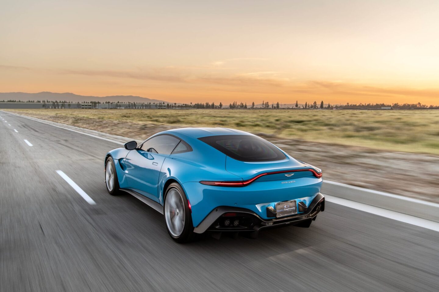 Aston Martin Vantage blindado AddArmor