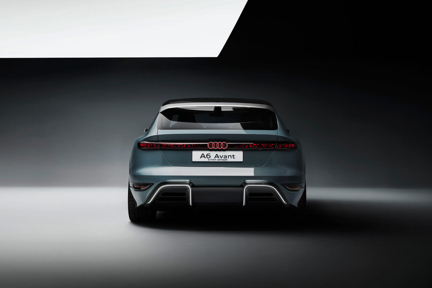 Audi A6 Avant e-tron concept