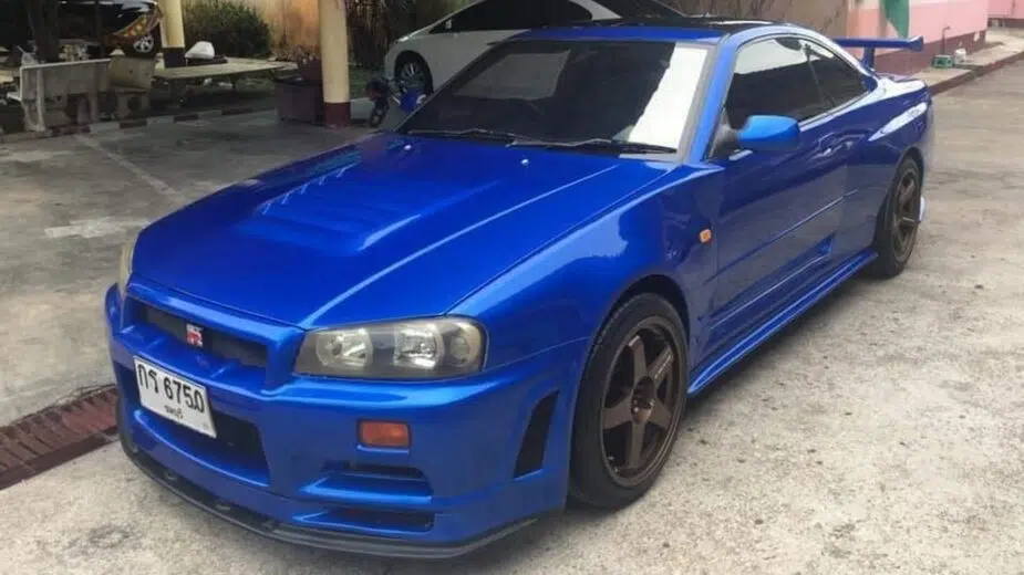 Nissan Skyline GT-R R34 réplica