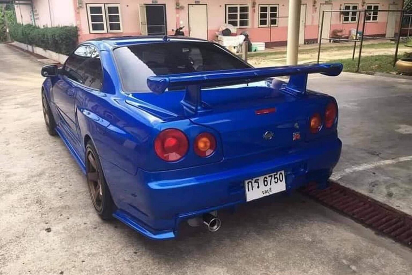 Nissan Skyline GT-R R34 réplica