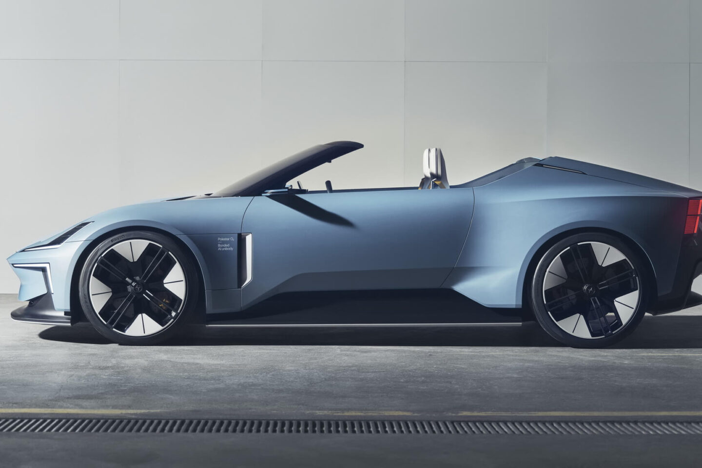 Polestar O2