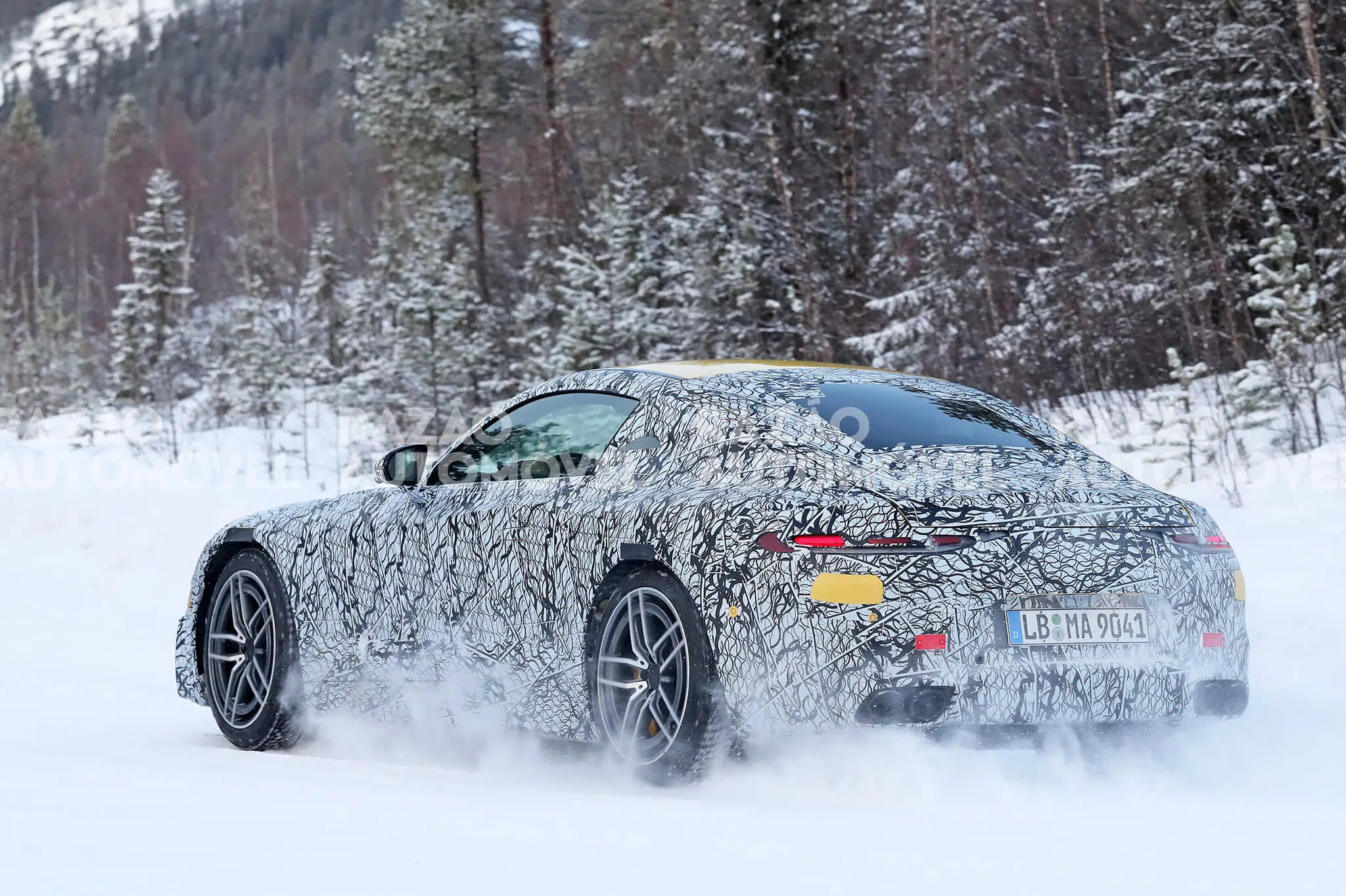 fotos-espia Mercedes-AMG GT