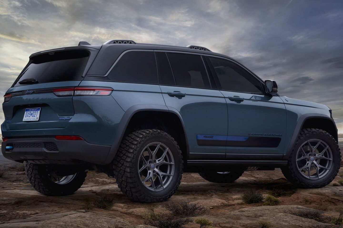 Jeep Grand Cherokee Concept-Front (1)