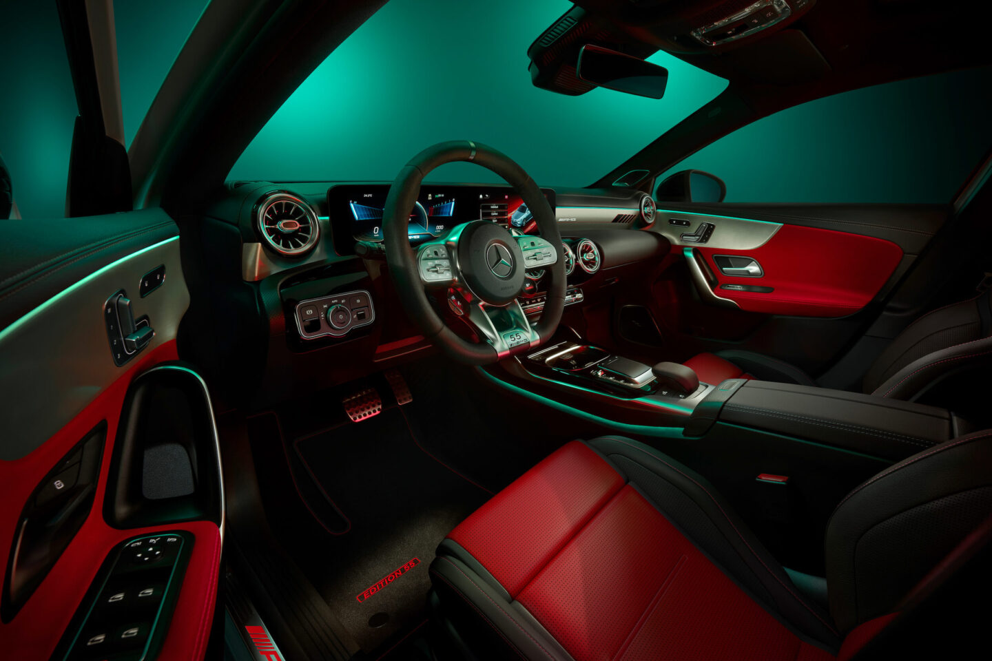 Mercedes-AMg A 35 Edition 55 interior