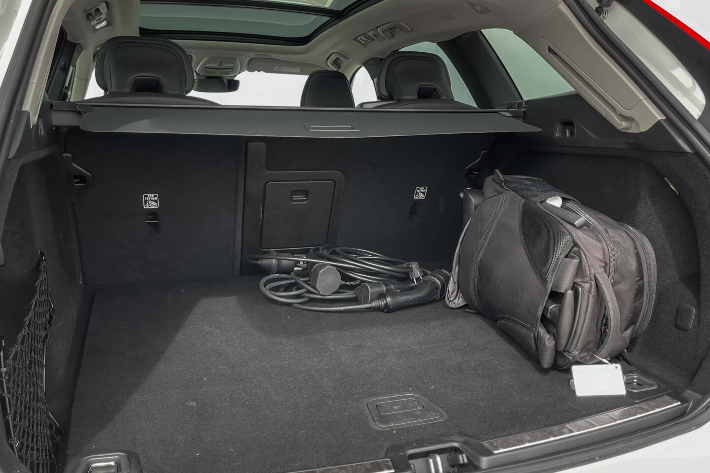 Volvo XC60 T6 Recharge bagageira