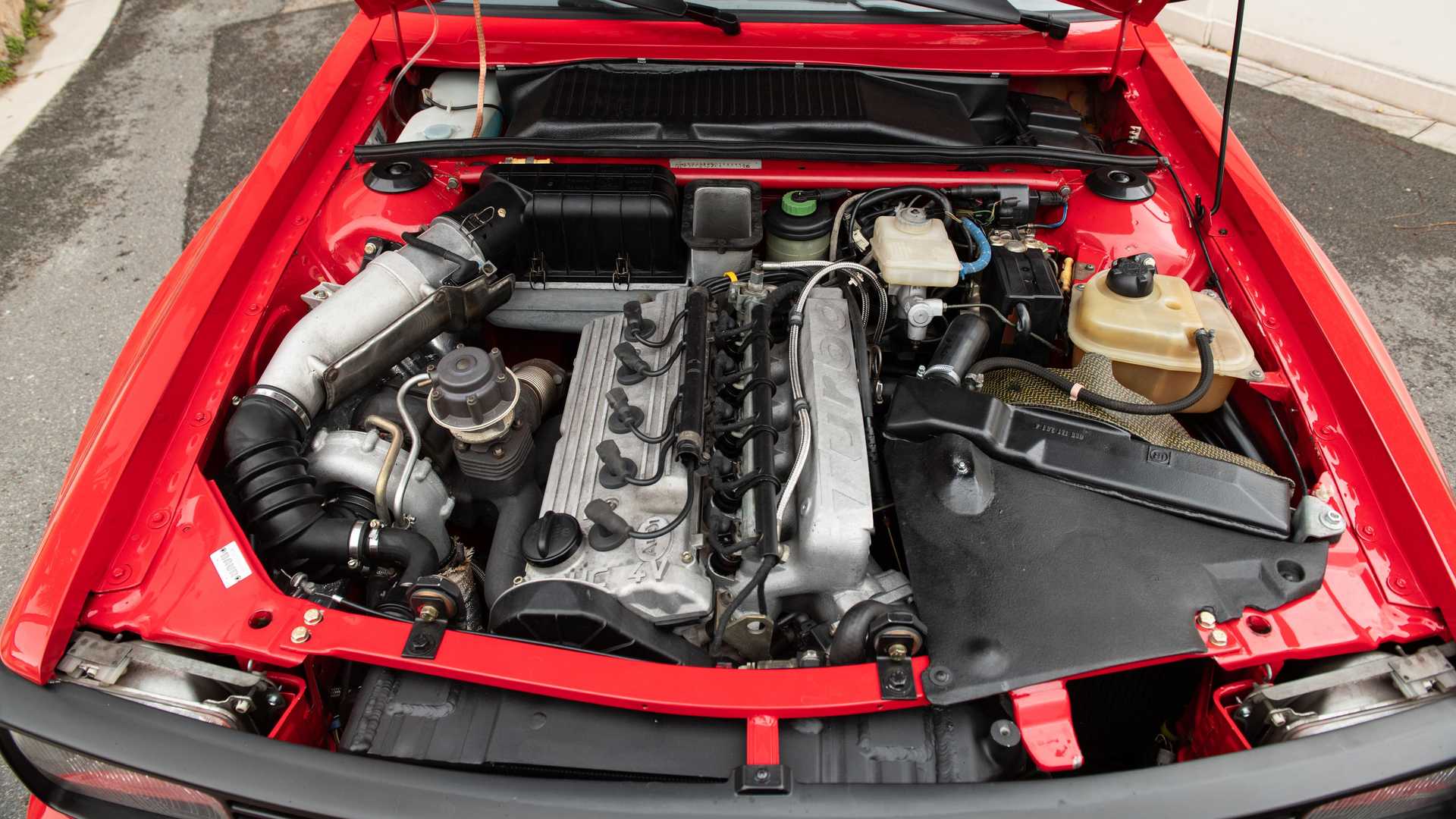 Motor 5 cilindros em linha Audi