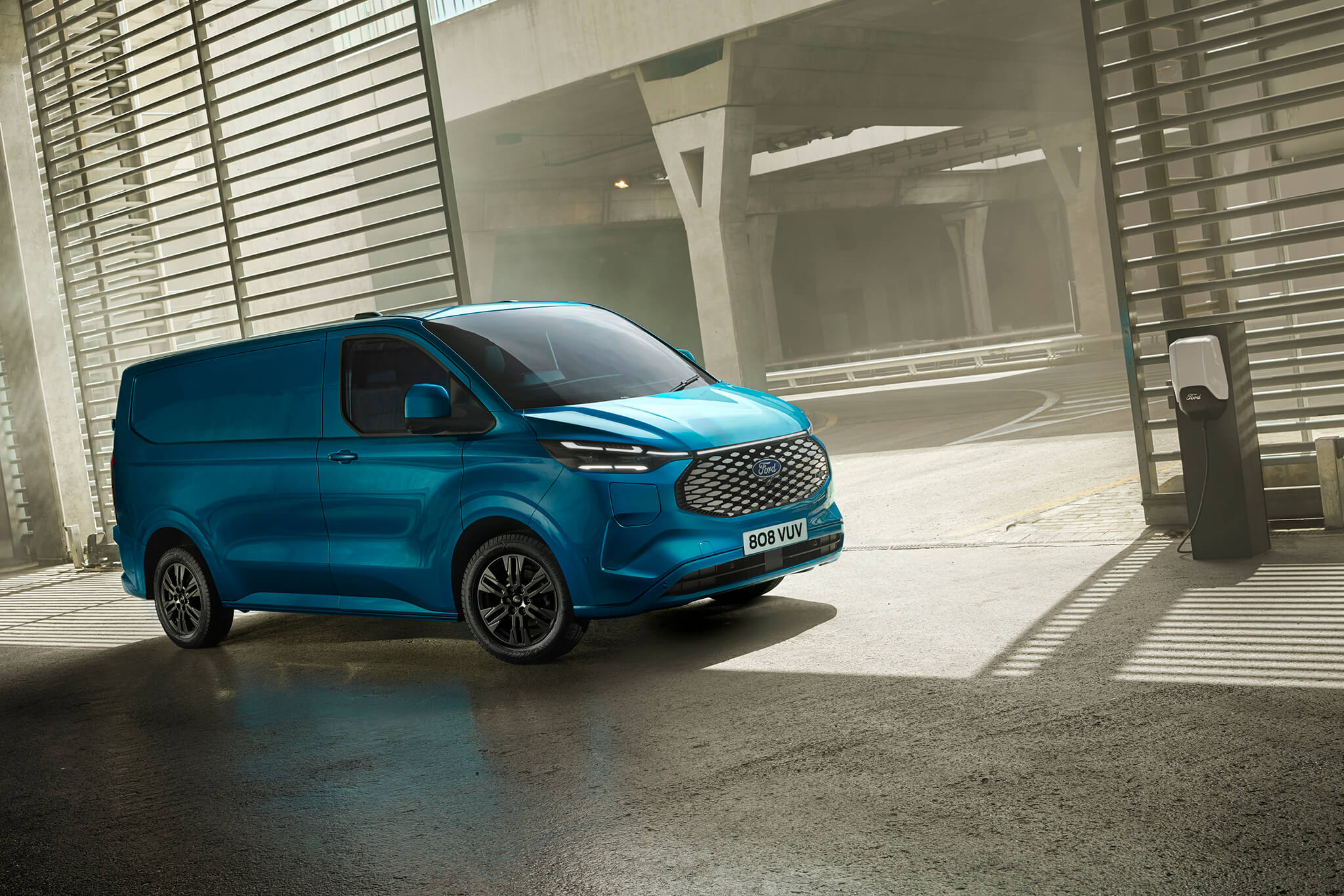 Ford E-Transit Custom