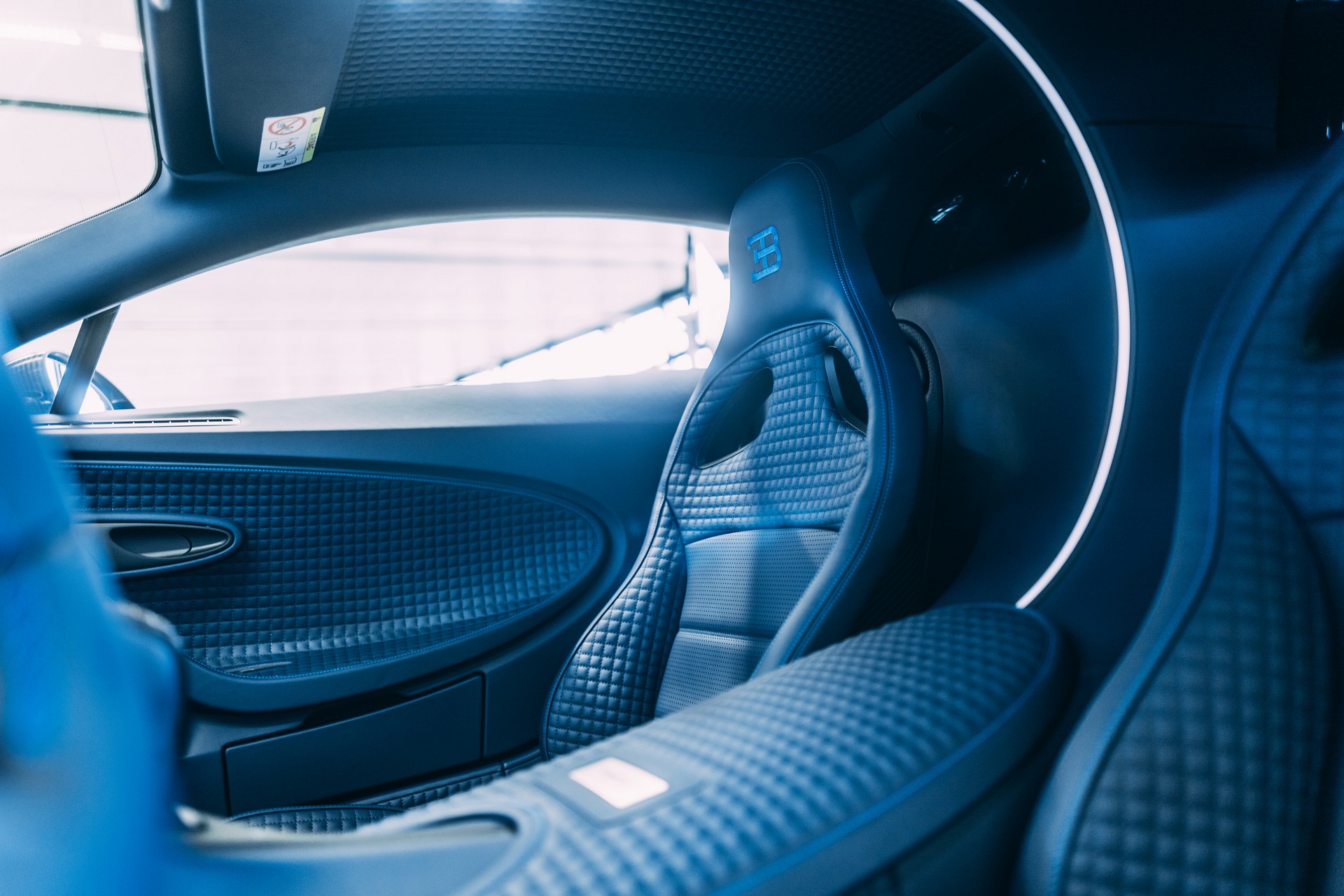 Bugatti Centodieci interior