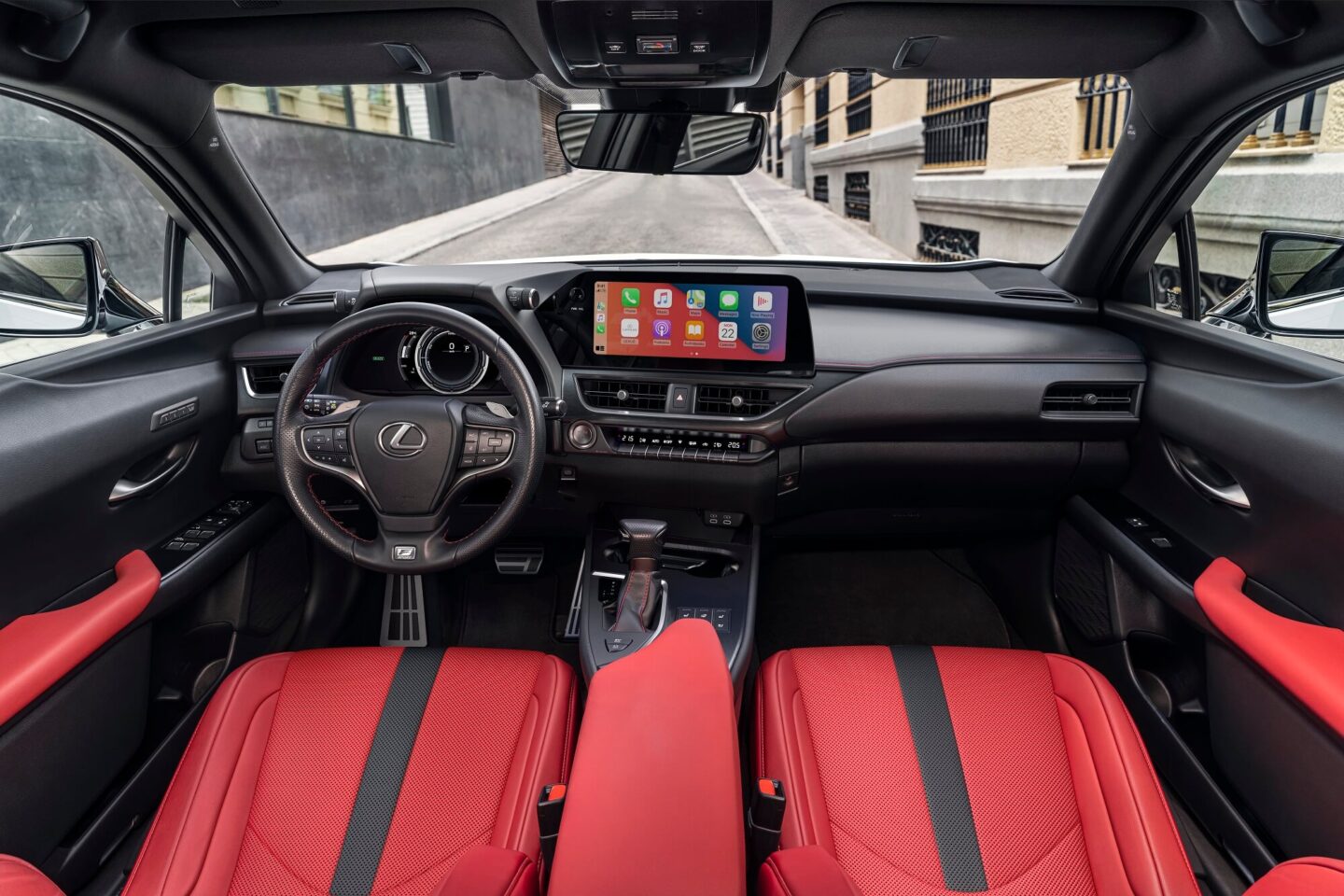 Interior do renovado Lexus UX