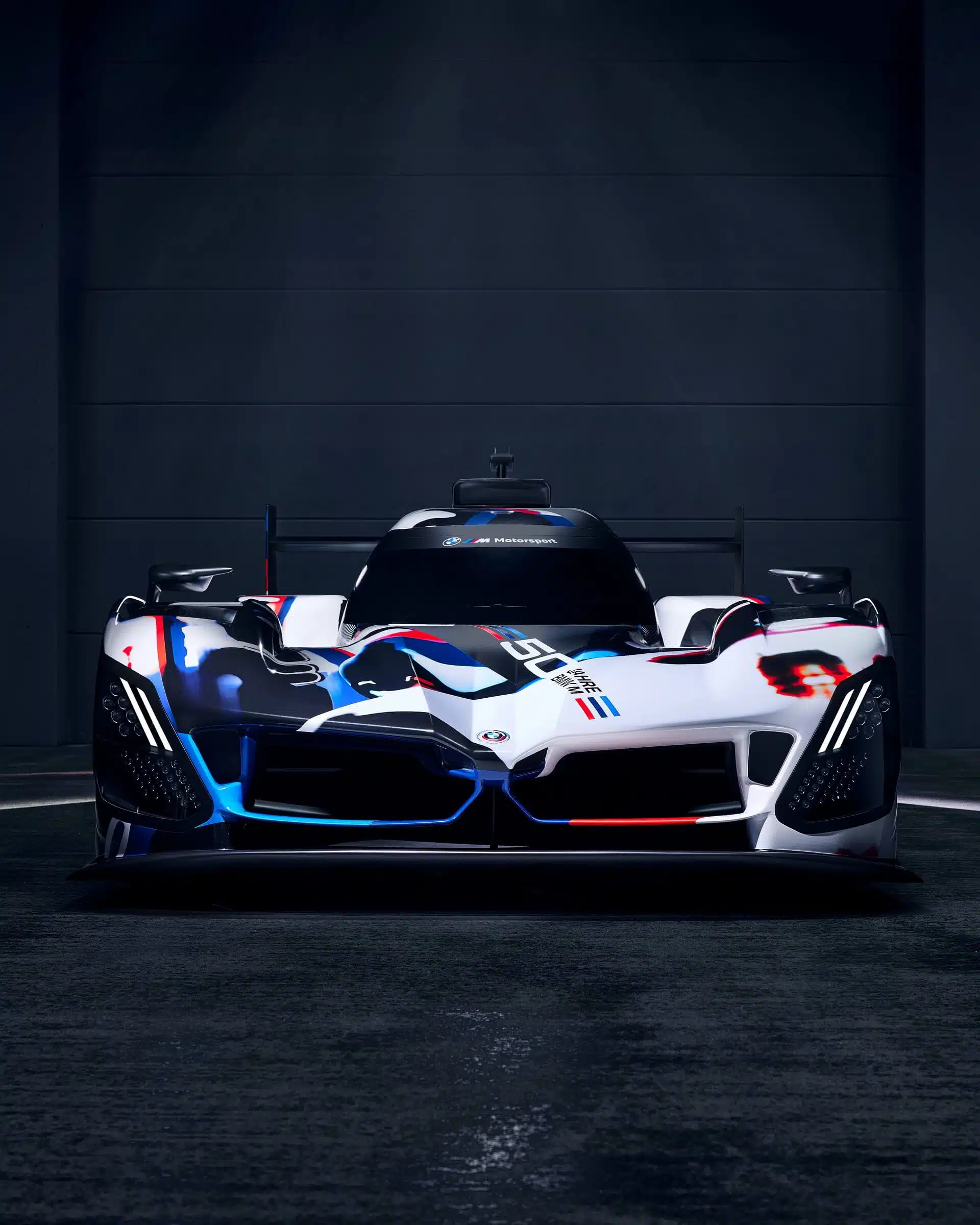 BMW M Hybrid V8