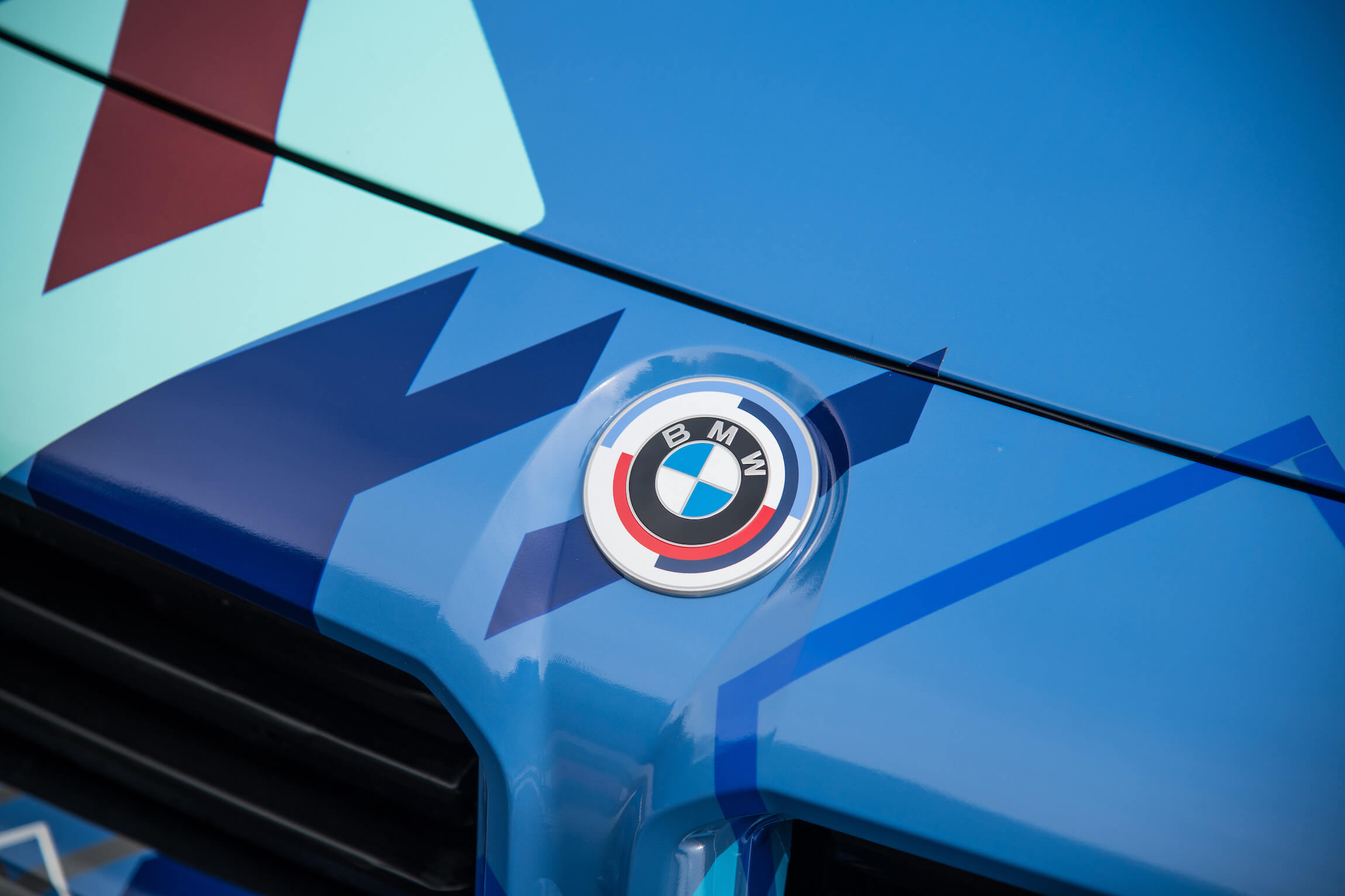 BMW M2 logo