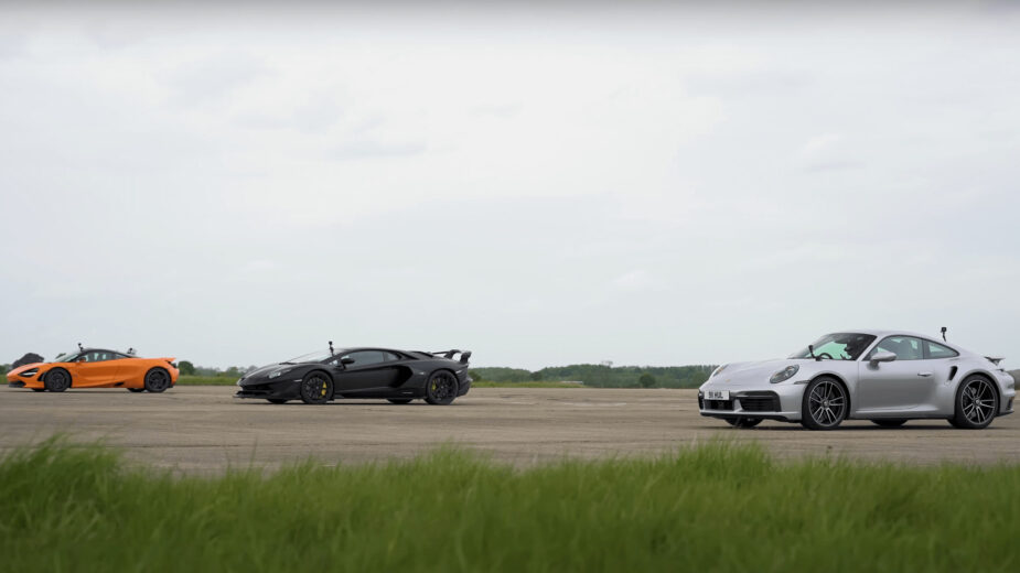 Drag Race 911 Turbo S, mclaren 720s e Aventador SVJ