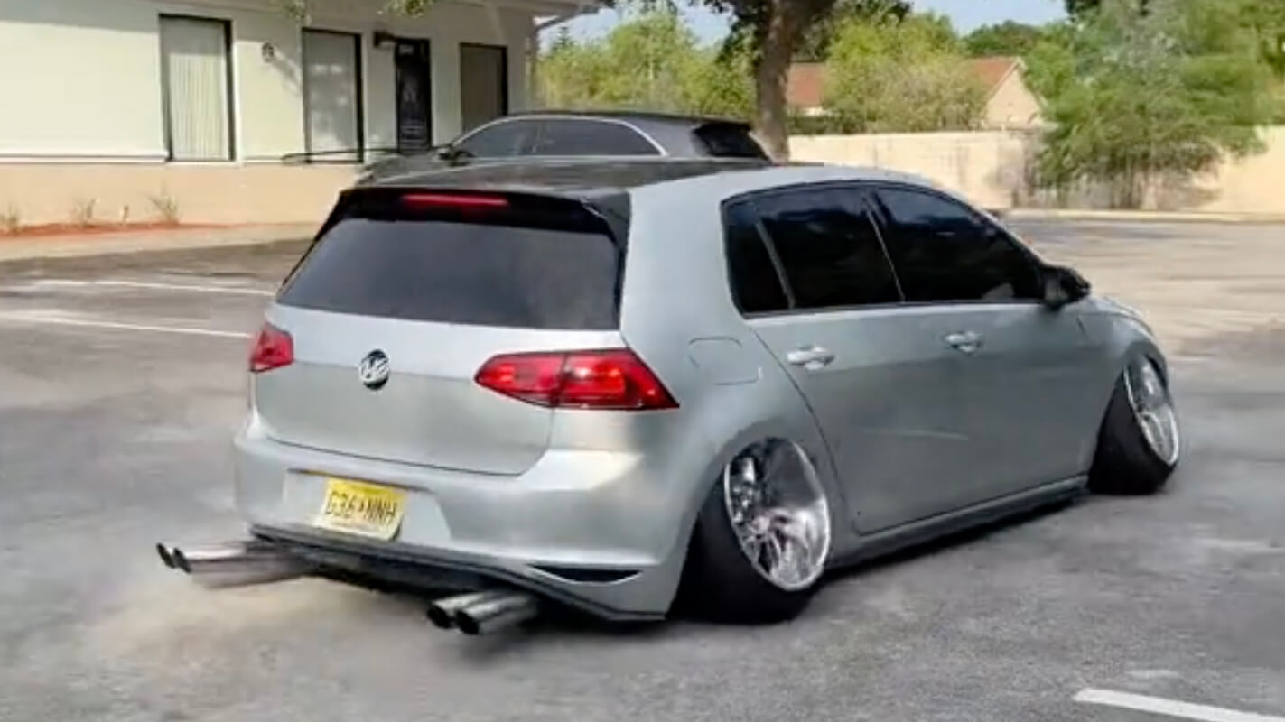 Volkswagen Golf GTI