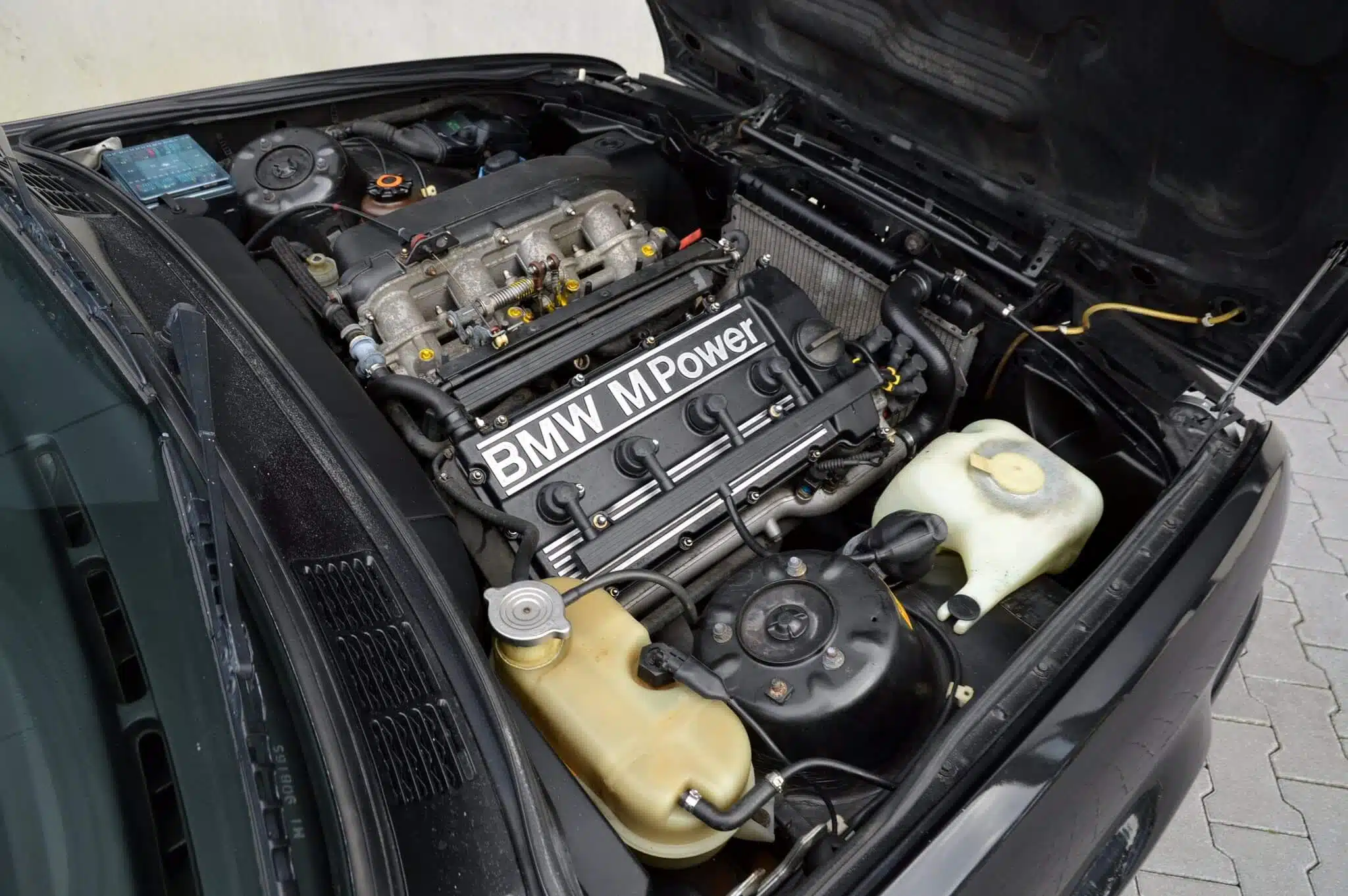 BMW 320is motor