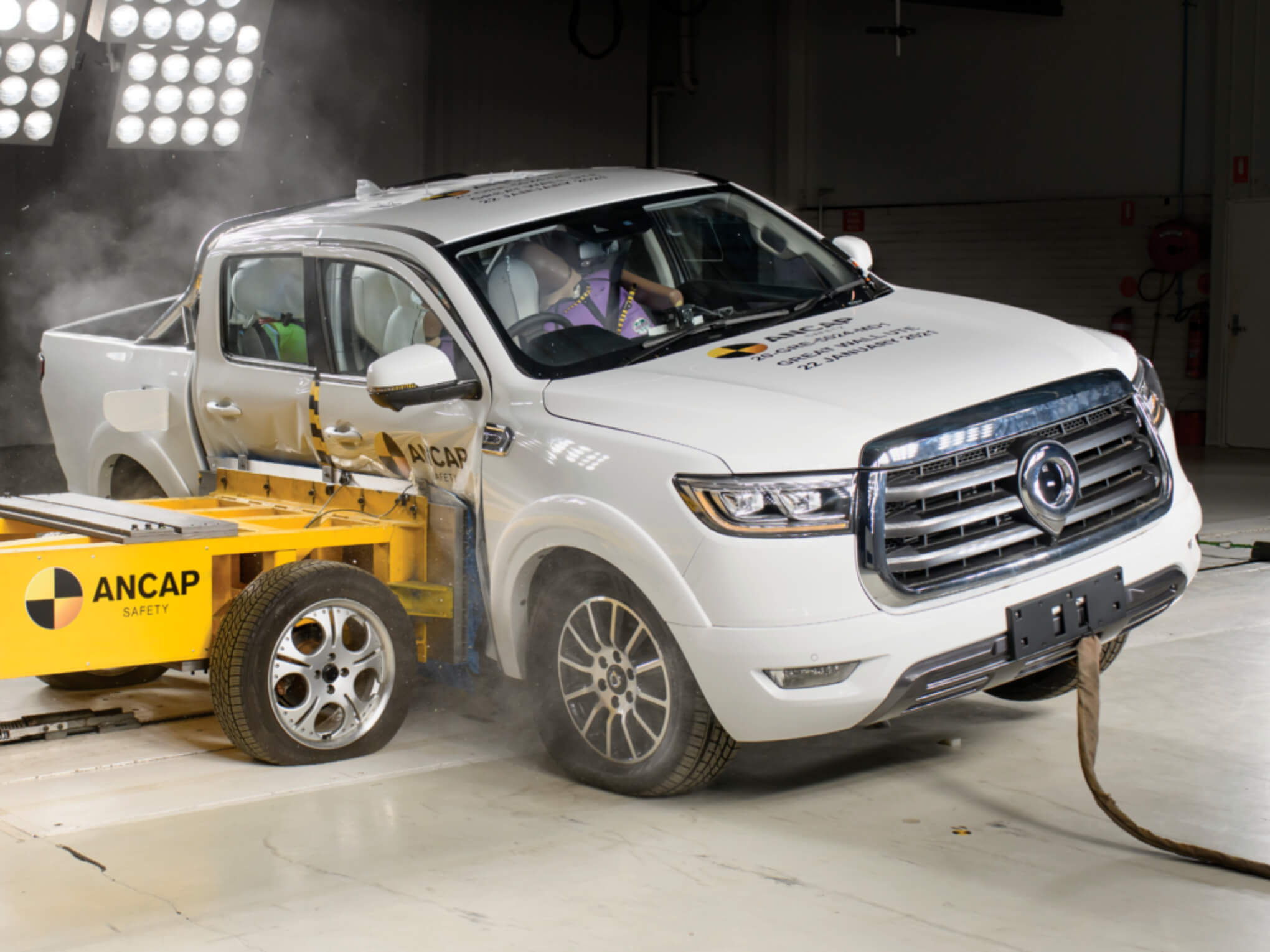 GWM Pick-up crash-test lateral