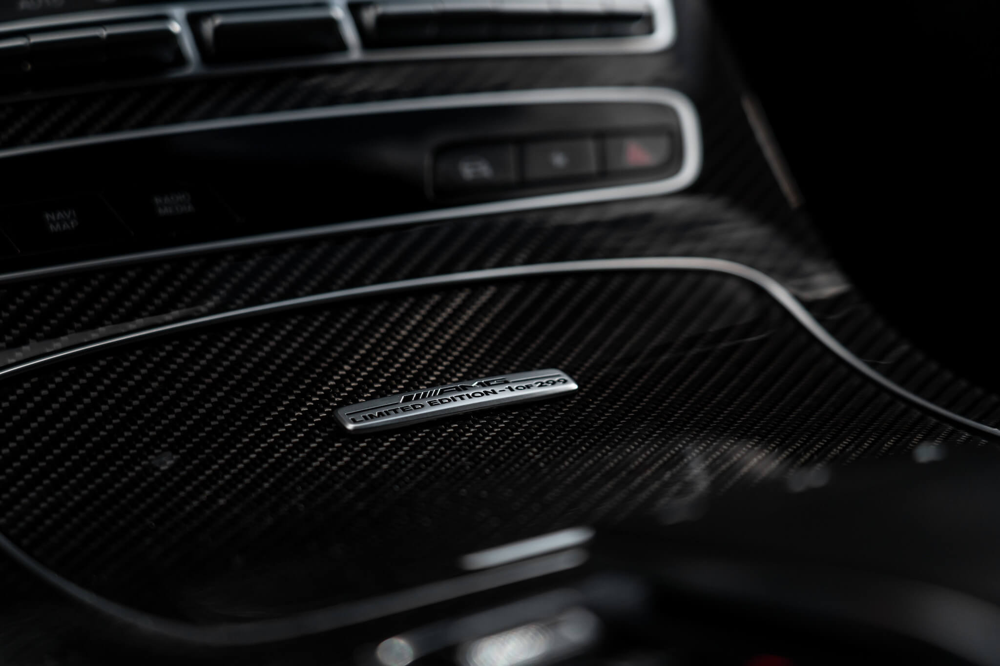 Mercedes-AMG CLS 53 4MATIC+ fibra carbono interior