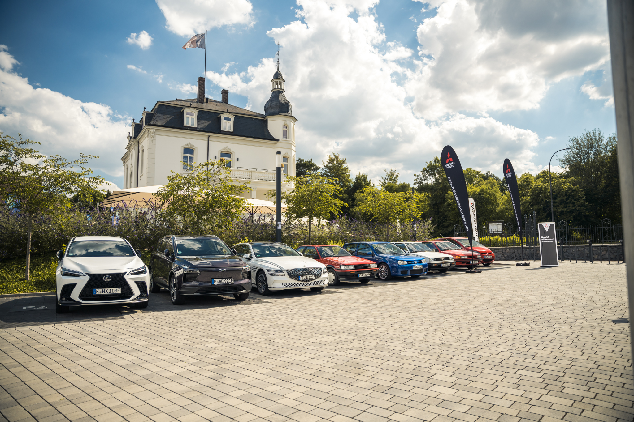 Panorâmica com os carros do GCOTY