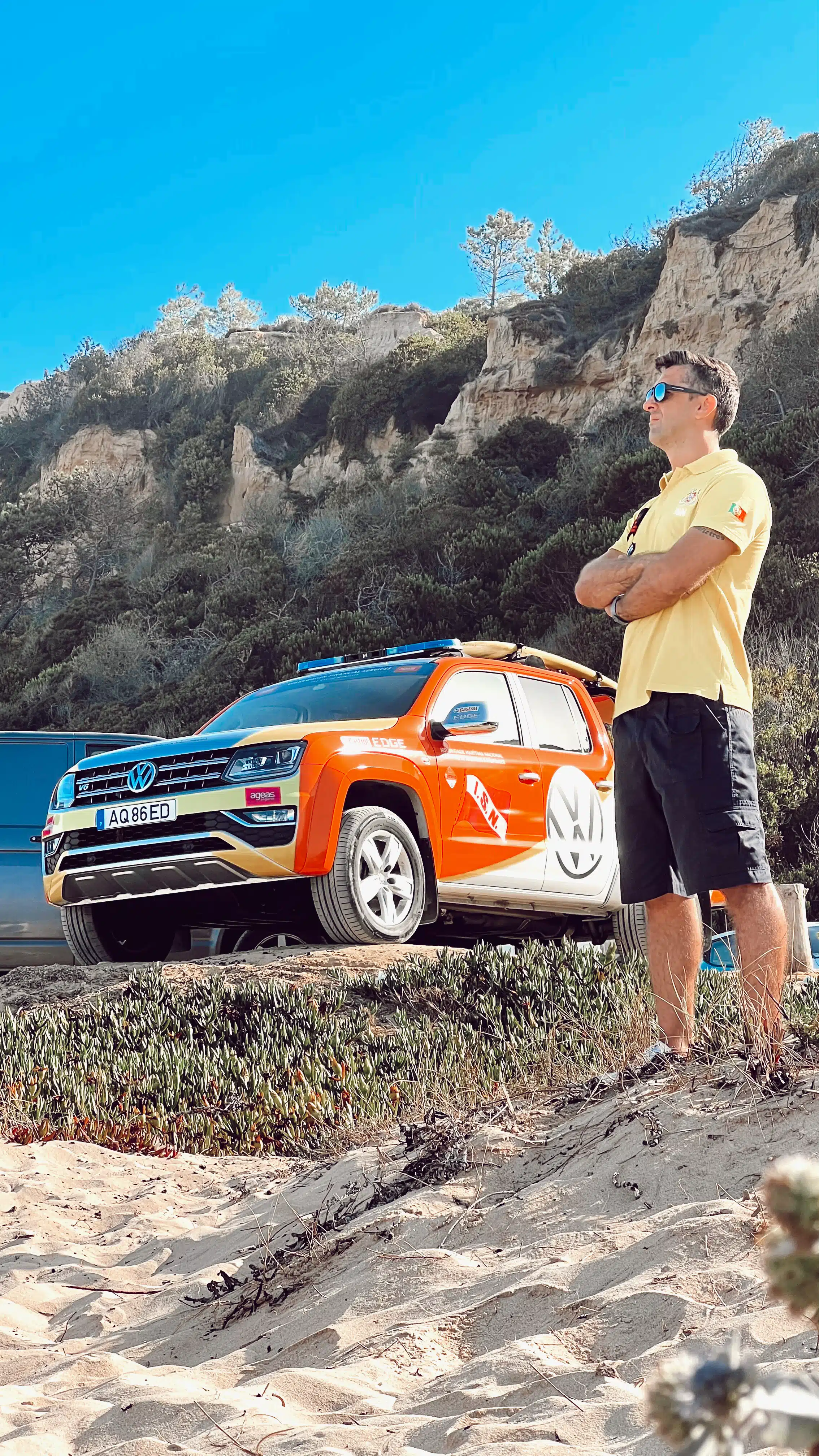 Volkswagen Amarok do ISN com nadador-salvador