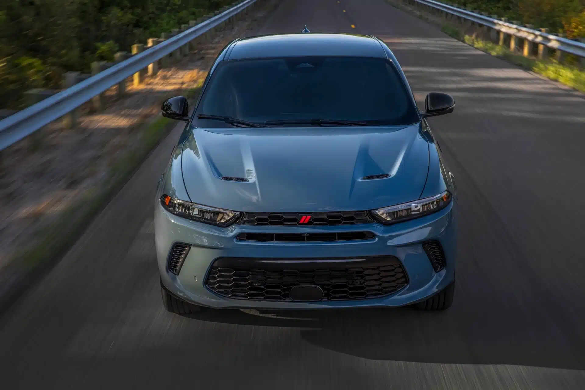 Dodge Hornet frente