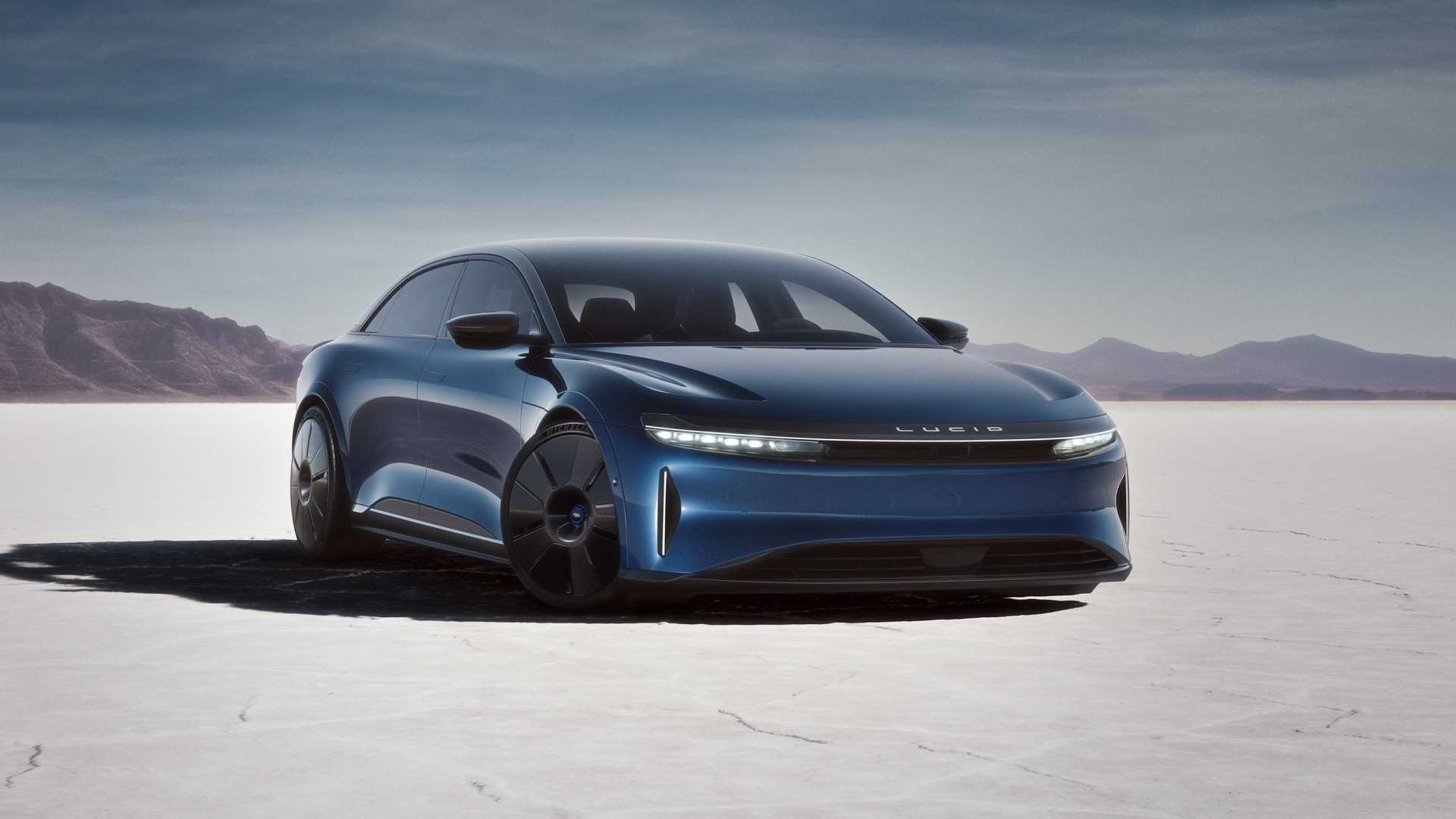 Lucid Air Sapphire vista dianteira 3/4