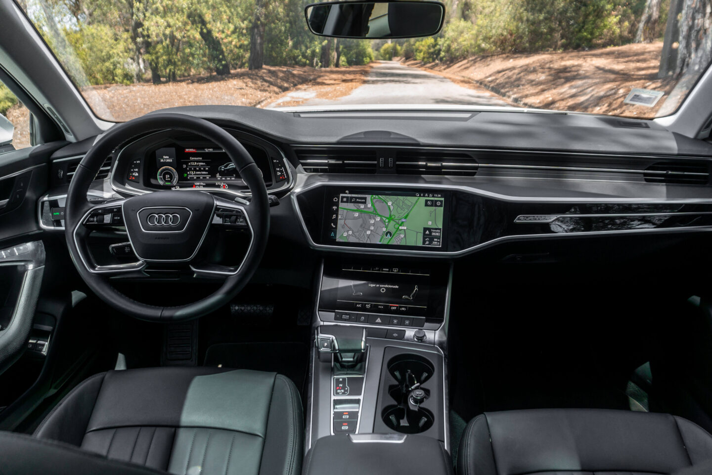 Audi A6 Avant 50 tfsi e Quattro interior