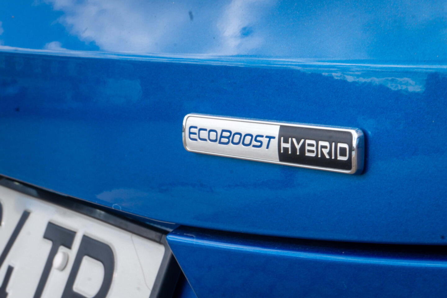 emblema ecoboost hybrid