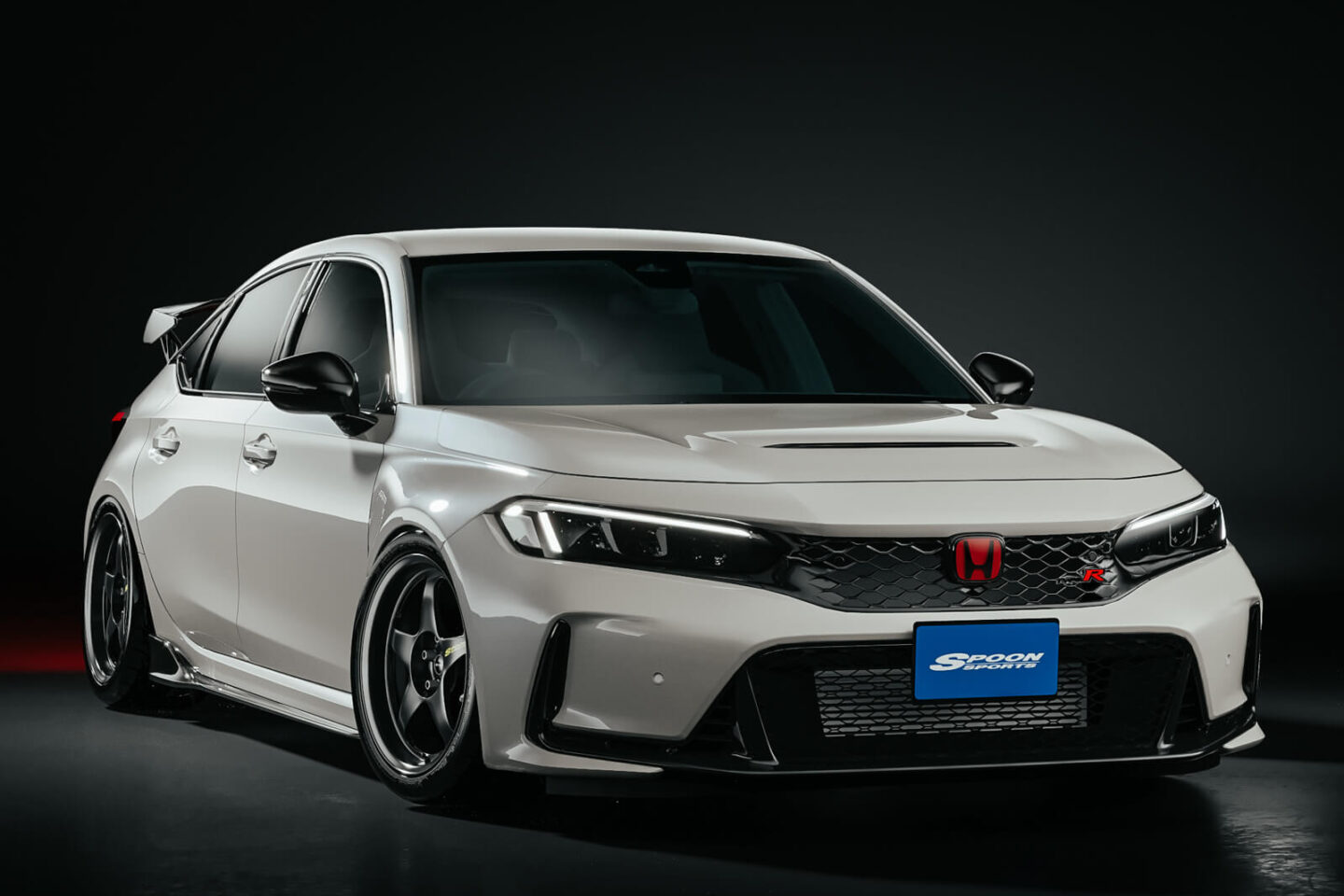 Honda Civic Type R FL5 modificado, vista 3/4 frente