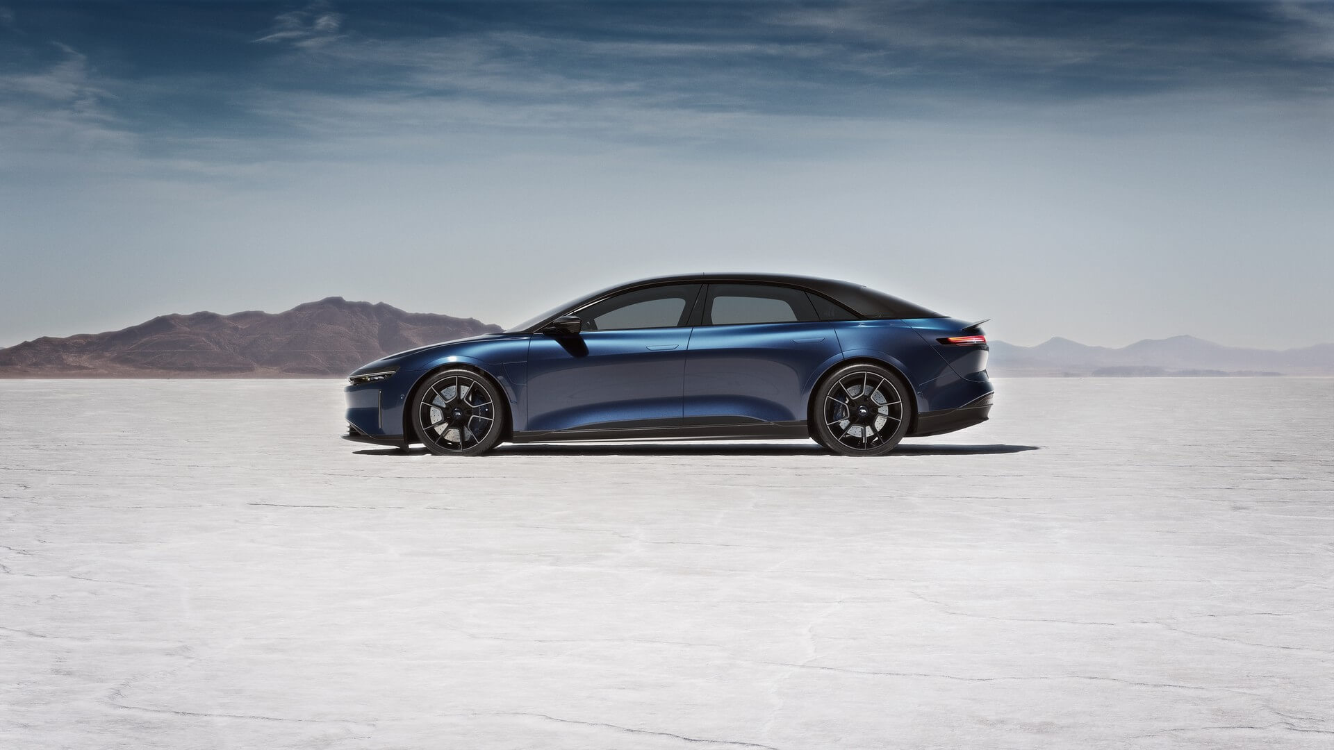 Lucid Air Sapphire vista lateral