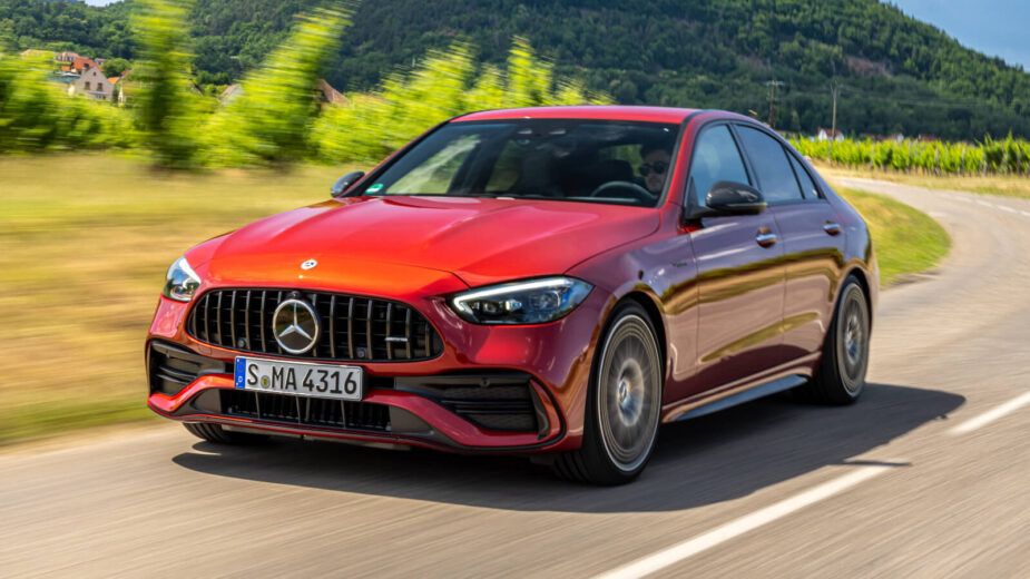 Mercedes-AMG C 43 dianteira