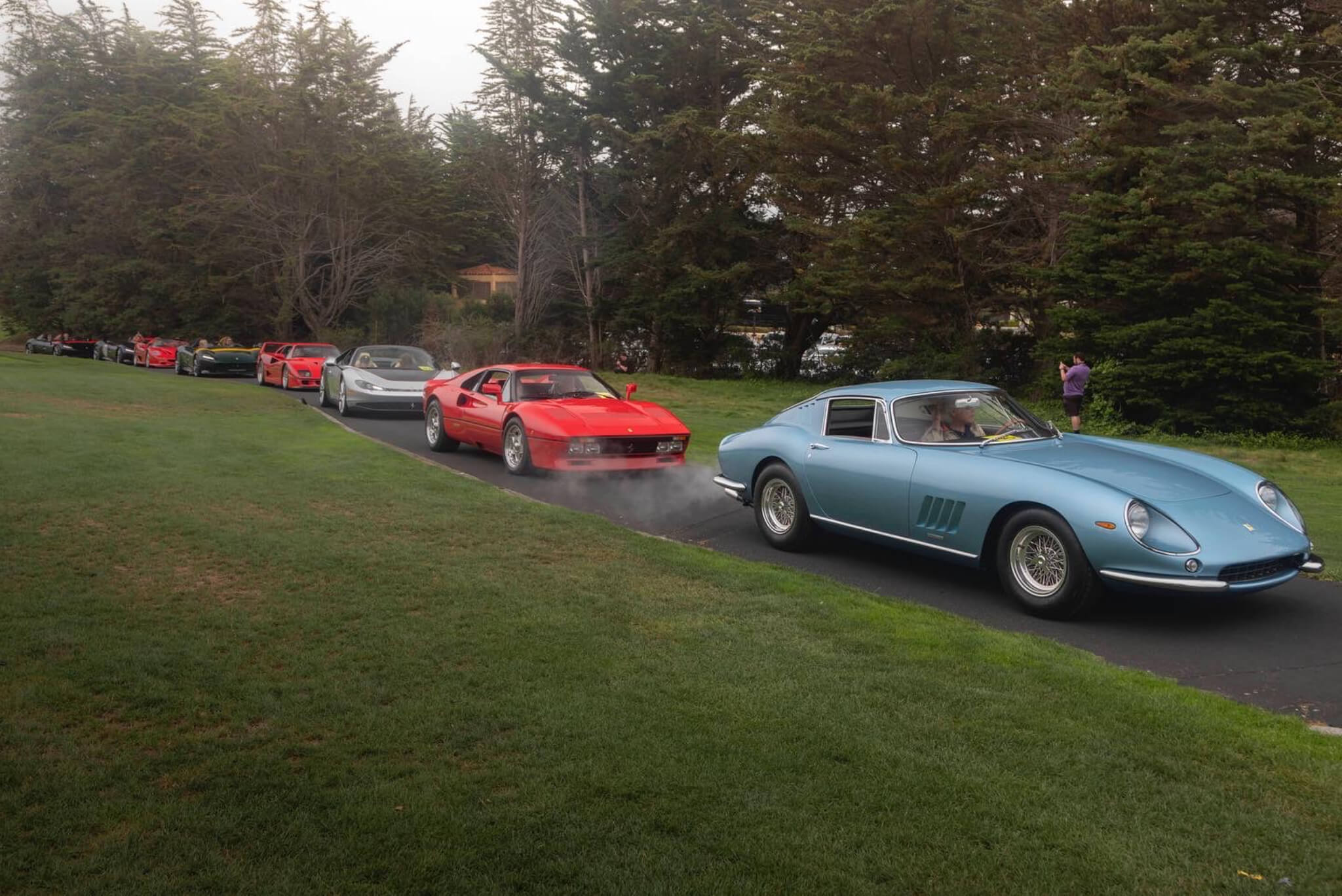 Encontro Ferrari no Pebble Beach Concours d'elegance