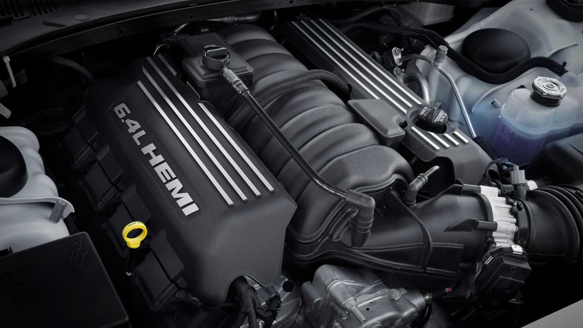 V8 Hemi Engine 