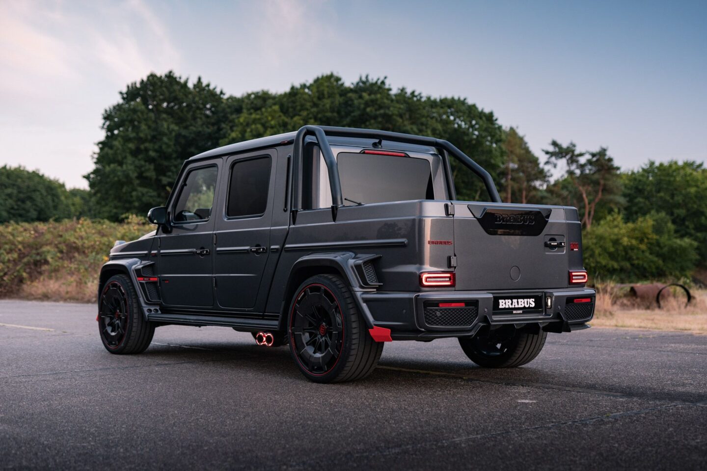 Brabus P900 Rocket Edition traseira