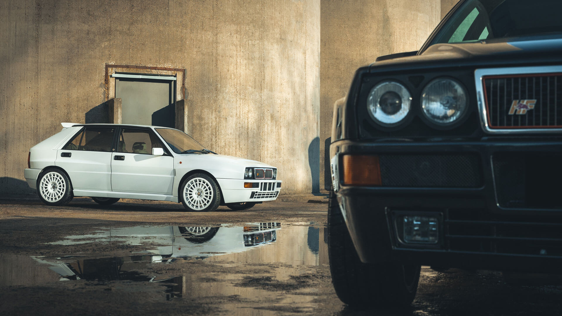 Maturo Lancia Delta HF Integrale Classic com detalhe Stradale em primeiro plano