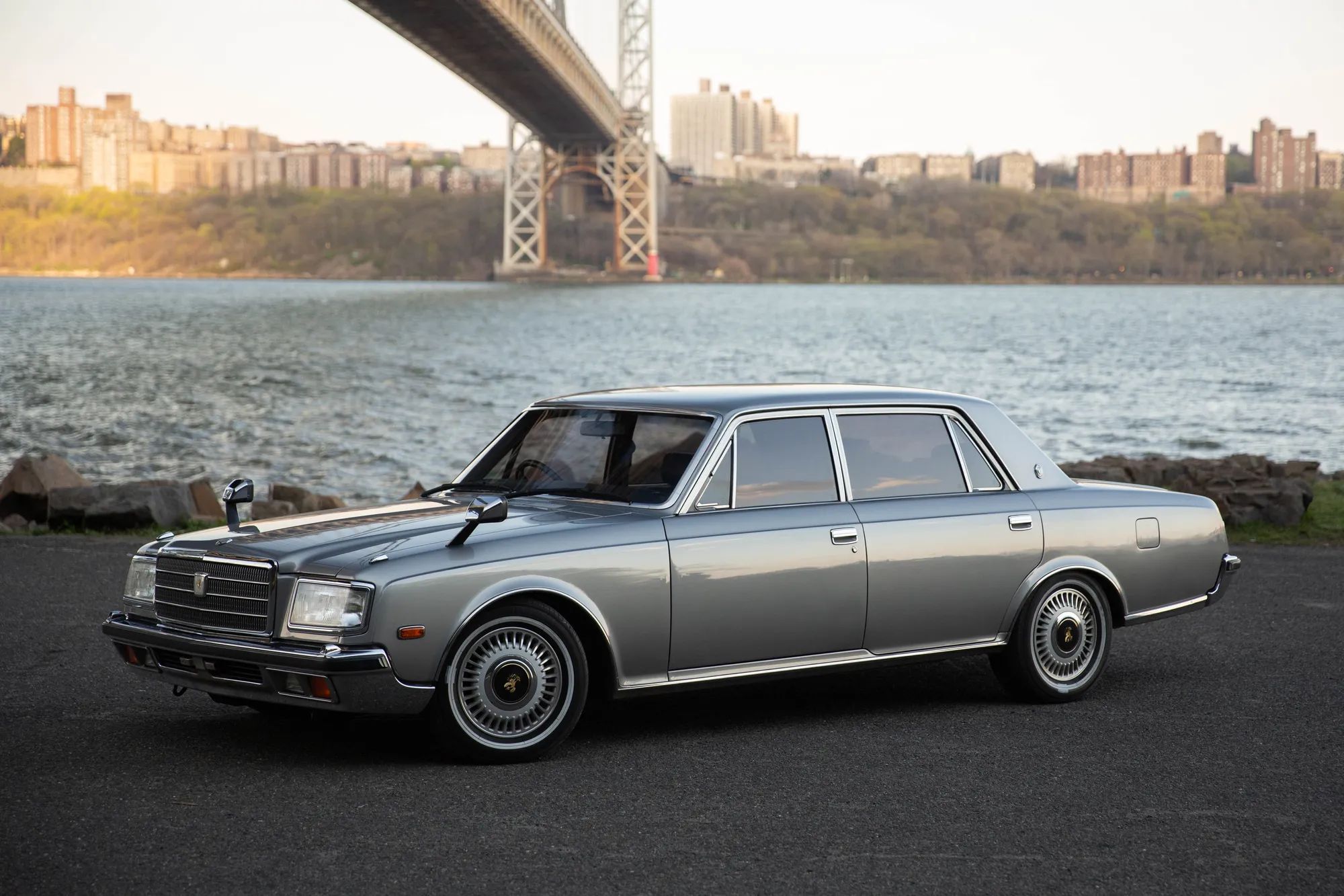 Toyota Century