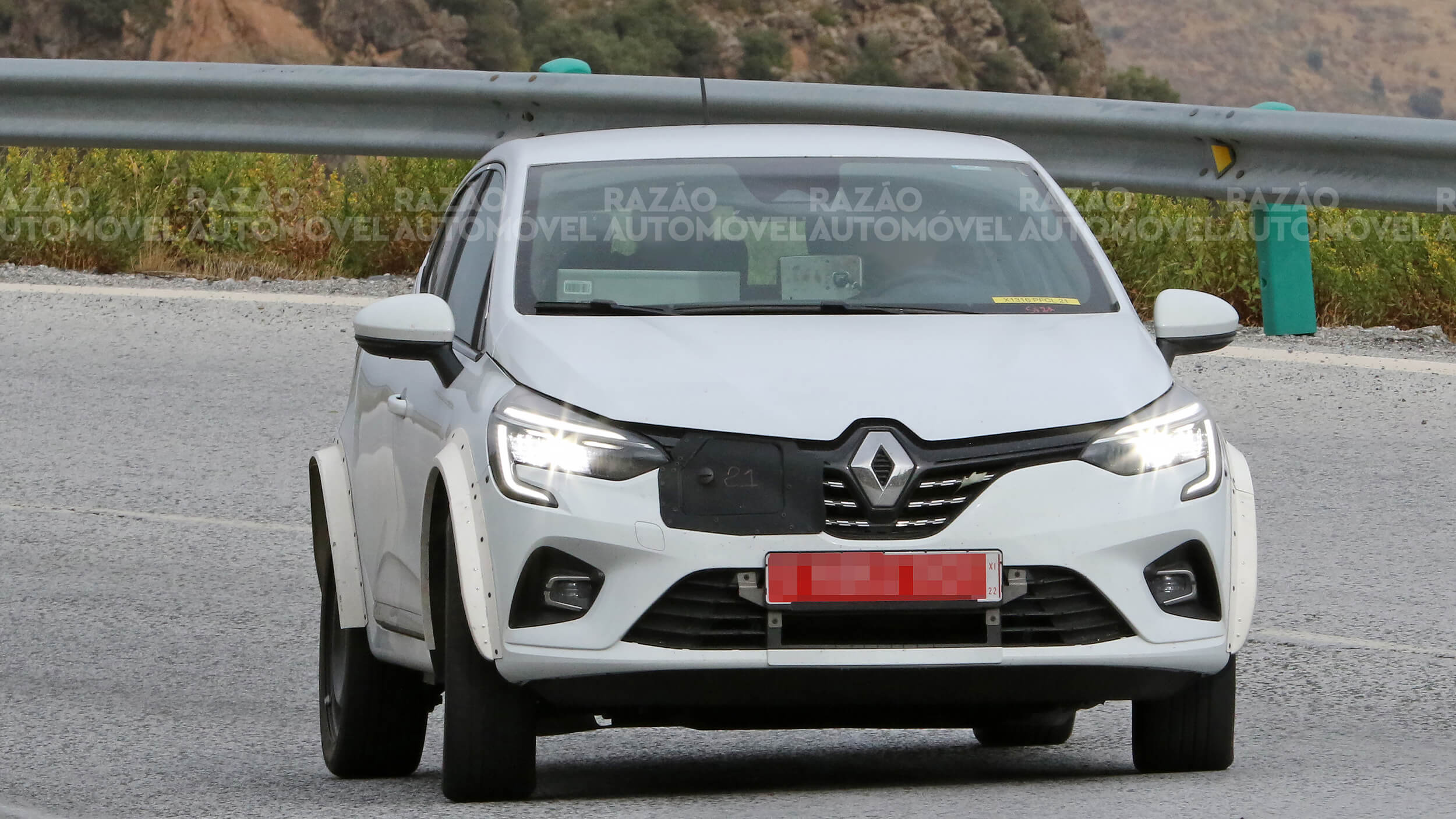 Renault Clio protótipo vista dianteira