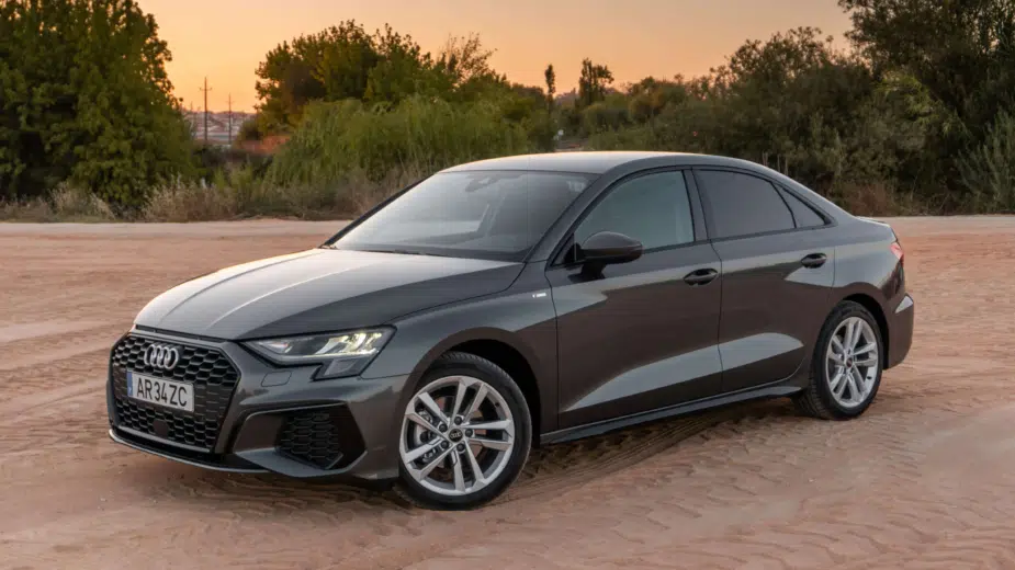 Audi A3 Limousine 30 TFSI testado. Este ou o Sportback?