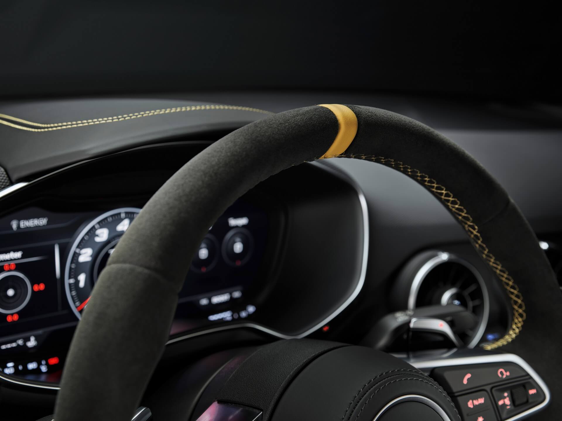 Audi TT RS Coupé iconic edition detalhe volante