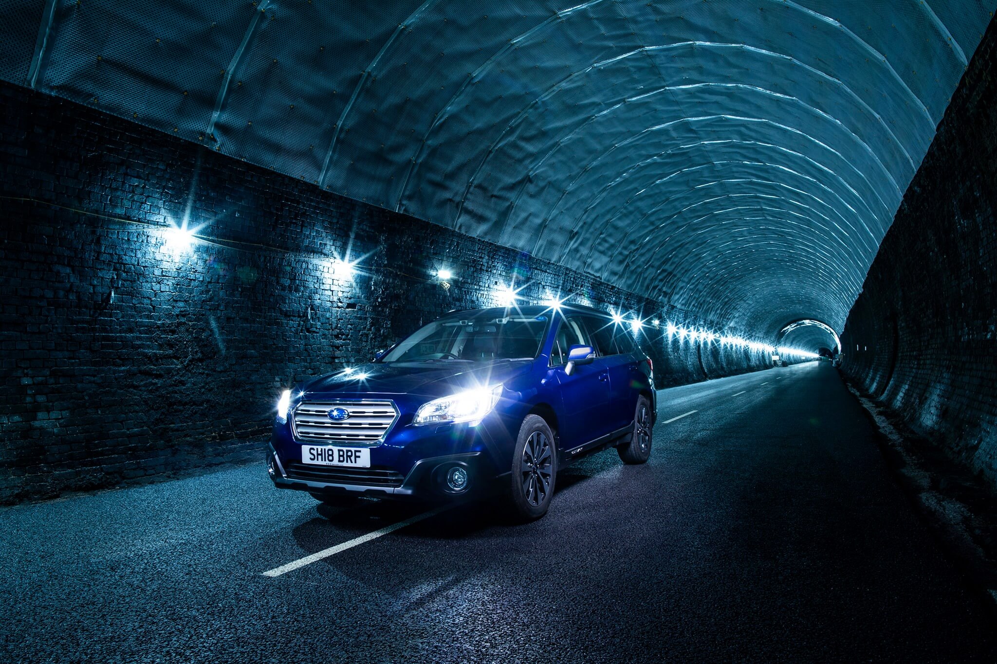 Subaru Outback no Catesby Tunnel