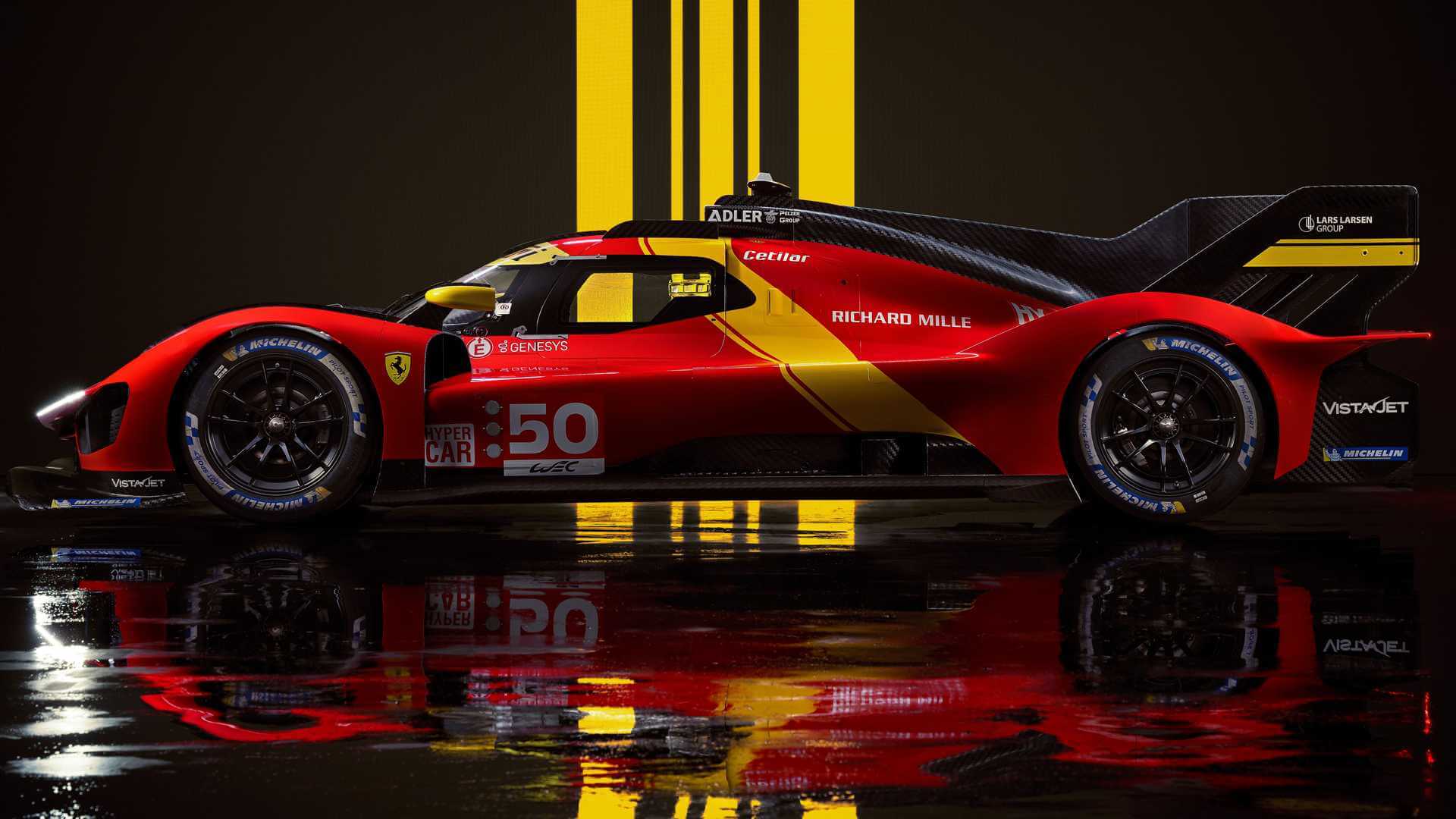 Ferrari 499P vista lateral