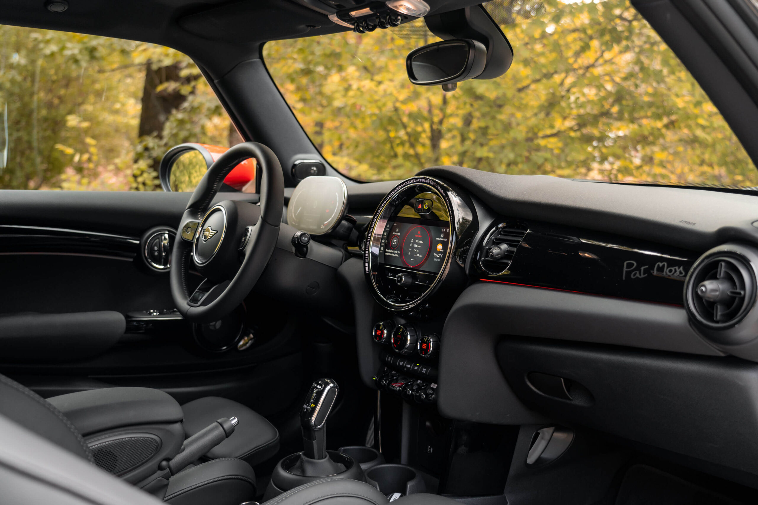 Mini JCW interior